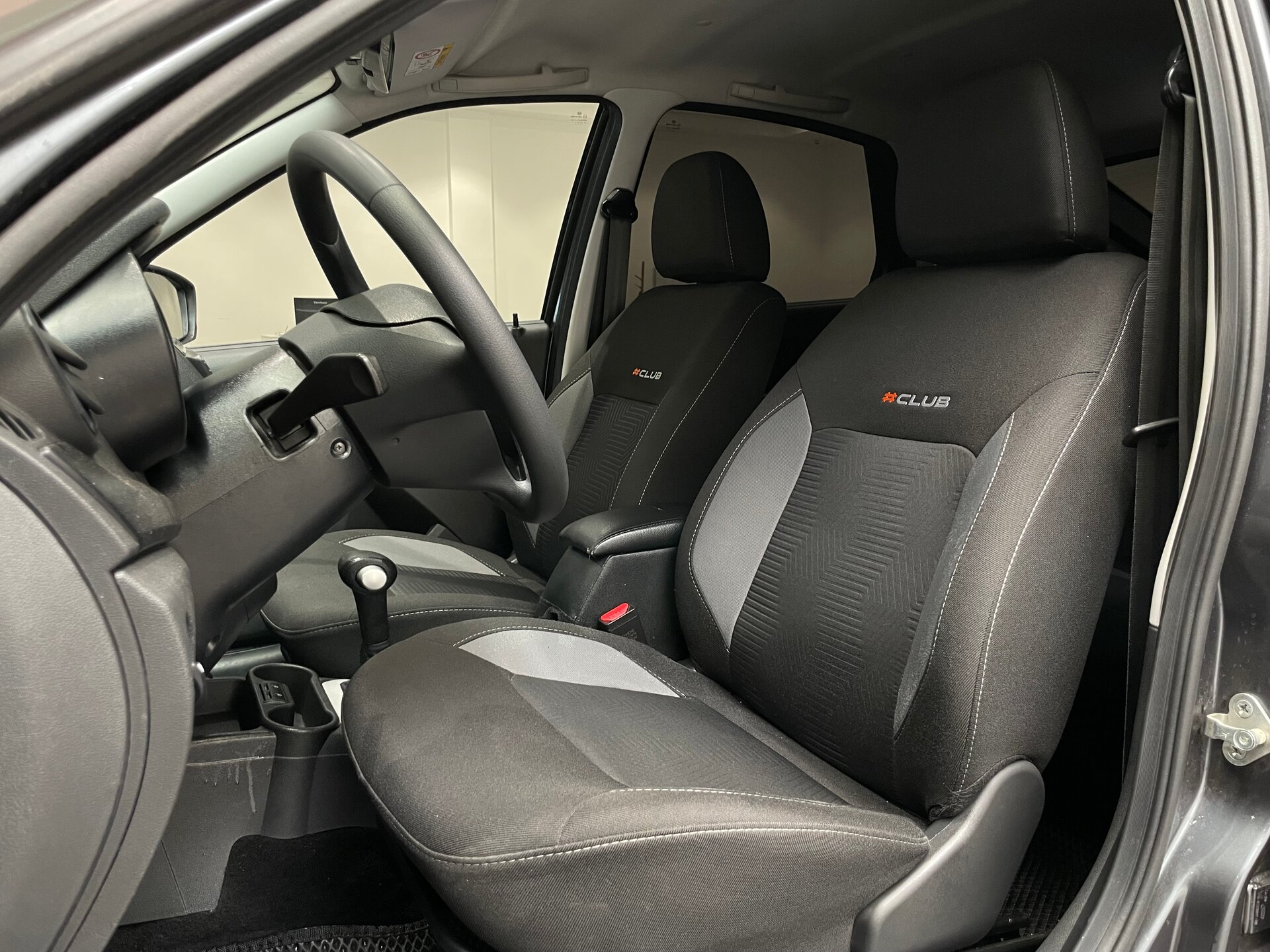 Автомобиль Lada (ВАЗ) Granta 1.6 AT (98 л.с.) - 8