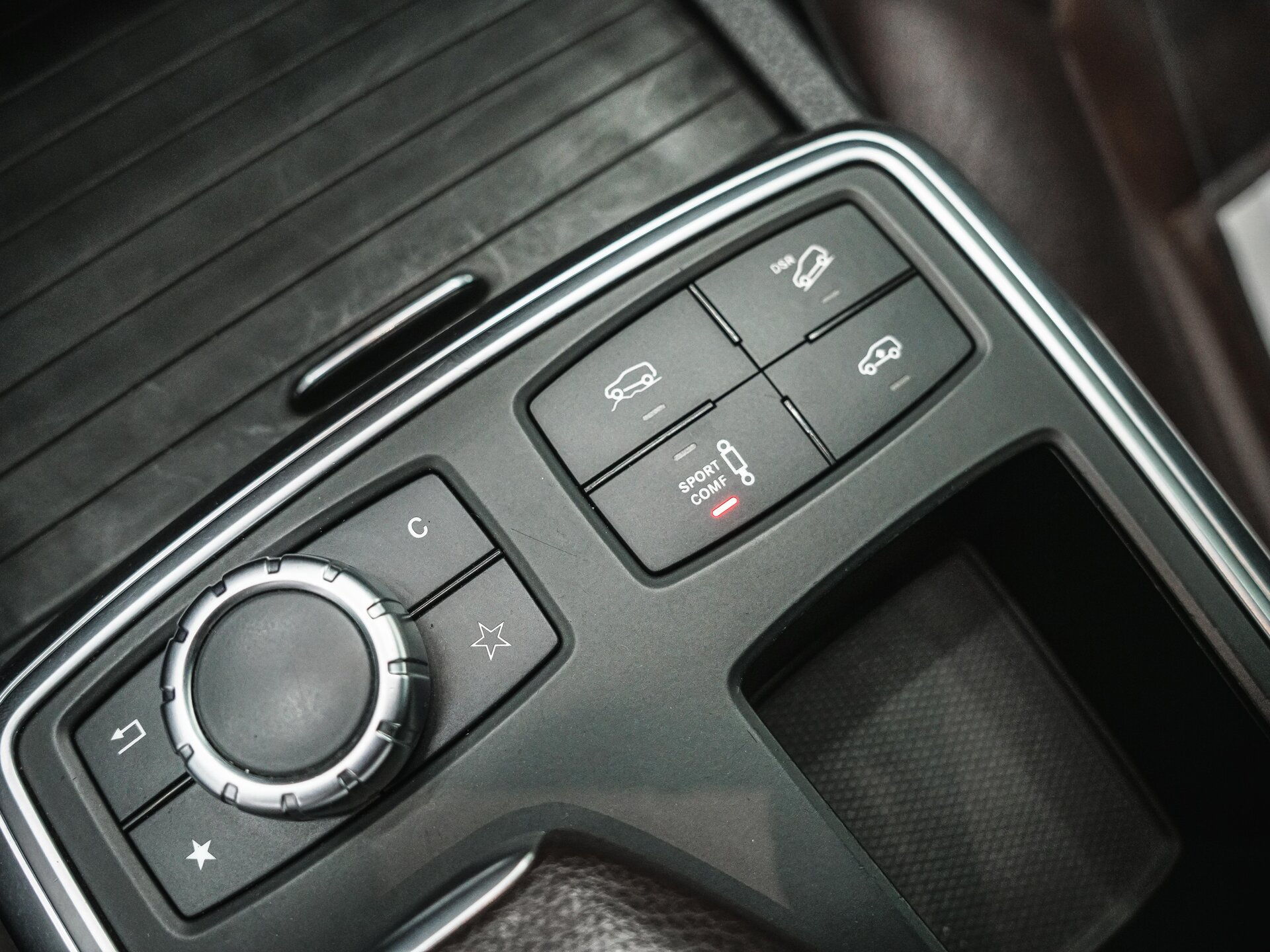 Mercedes-Benz M-Класс 2012 25