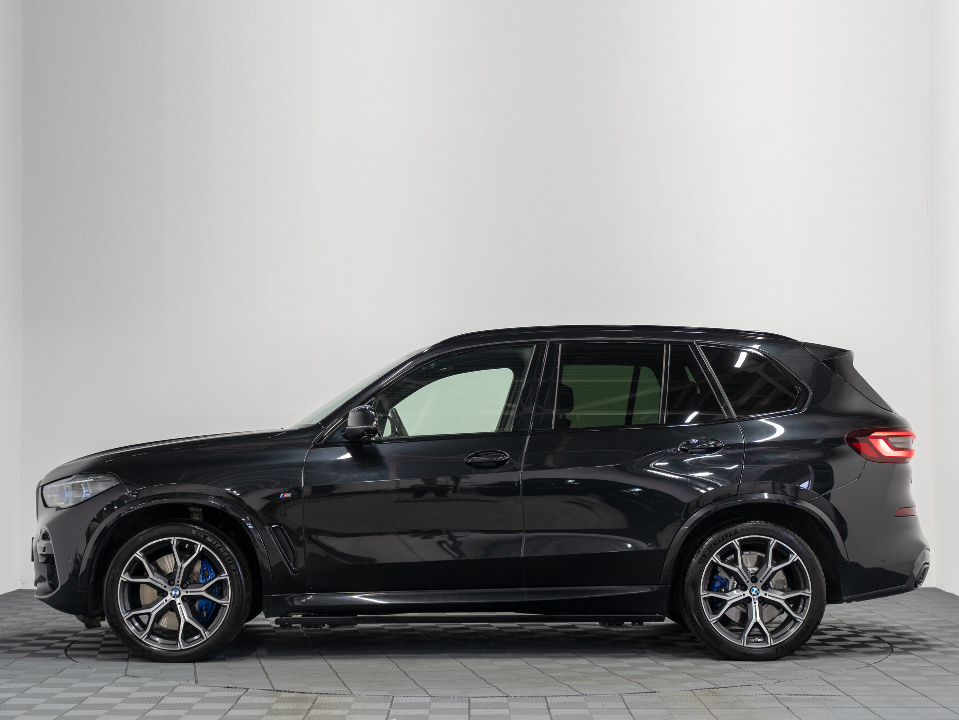 Автомобиль BMW X5 40d 3.0d AT (340 л.с.) 4WD - 11