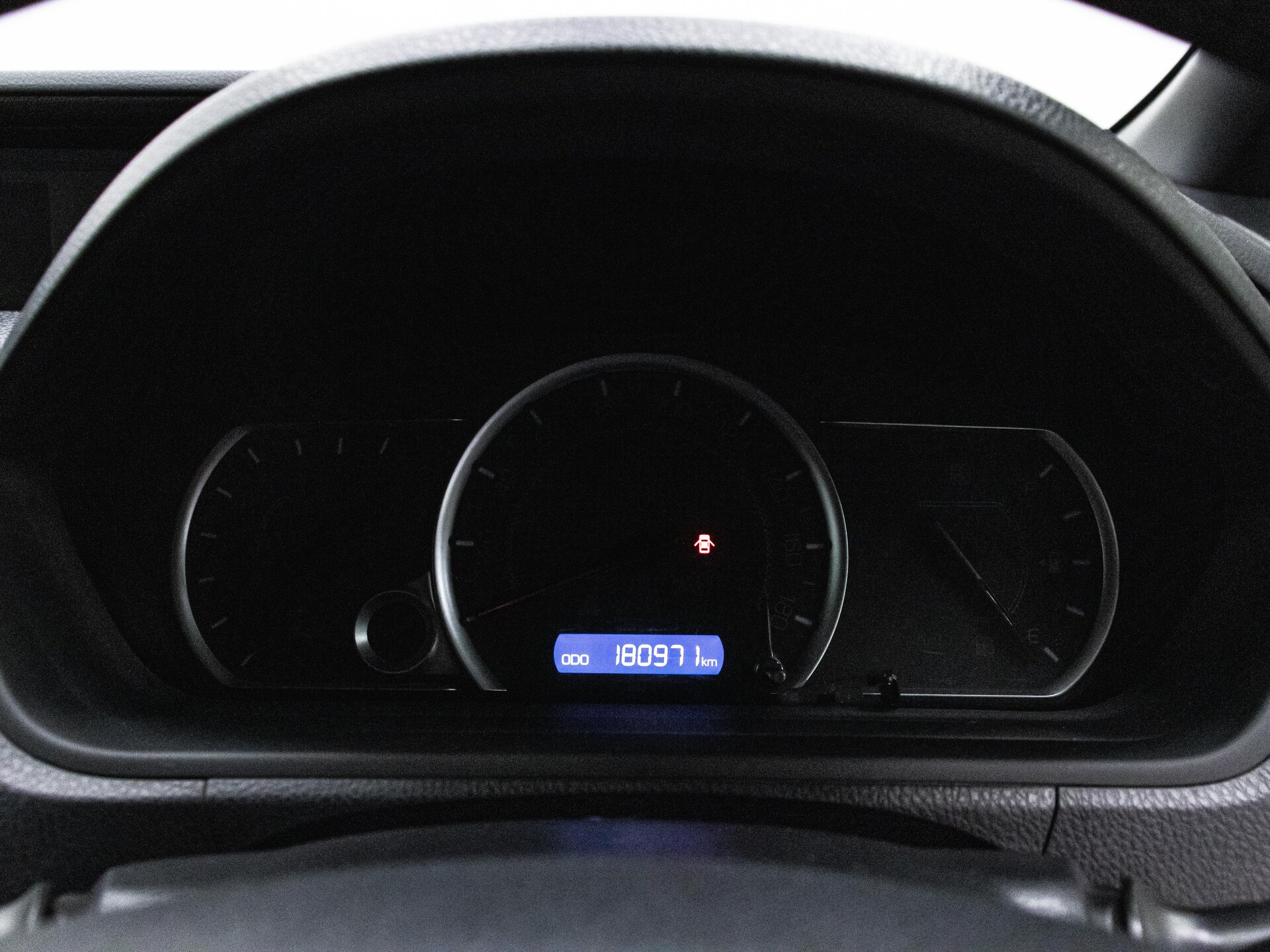 Toyota Noah 2017 19