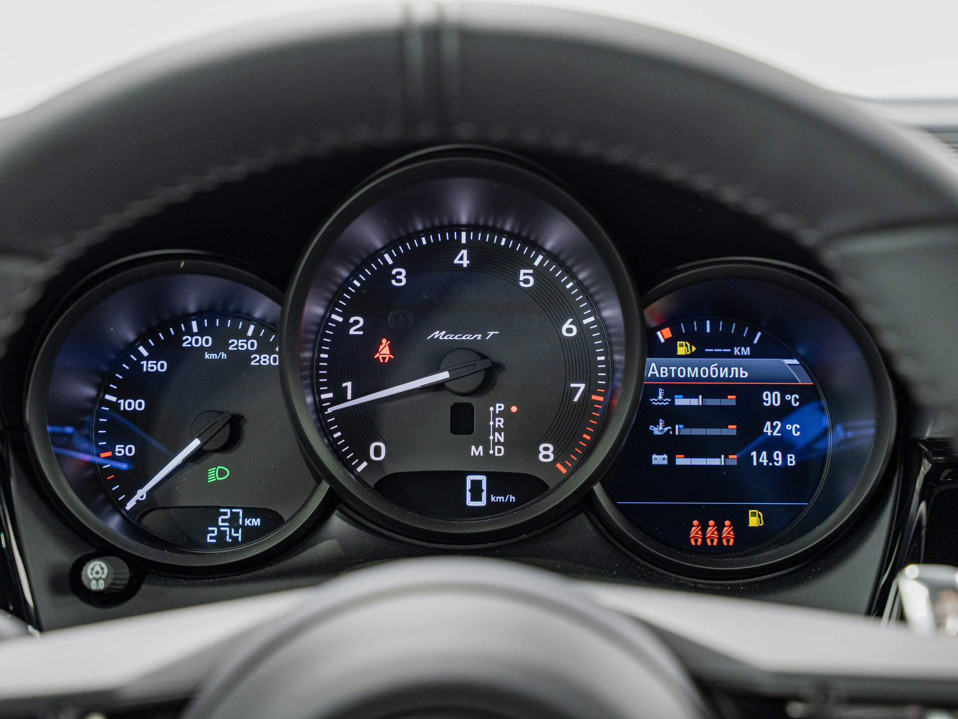 Автомобиль Porsche Macan 2.0 AMT (265 л.с.) 4WD - 18