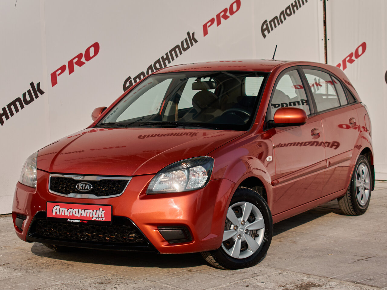 Купить Kia Rio 1.4 MT (95 л.с.), 2010 в Екатеренбурге