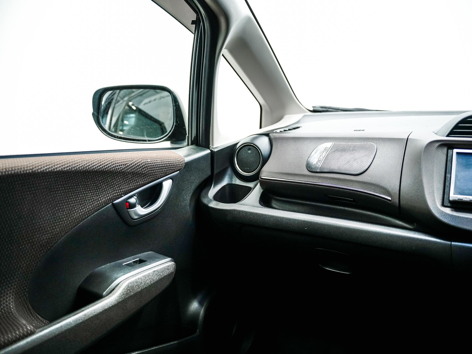 Honda Fit Shuttle 2012 12