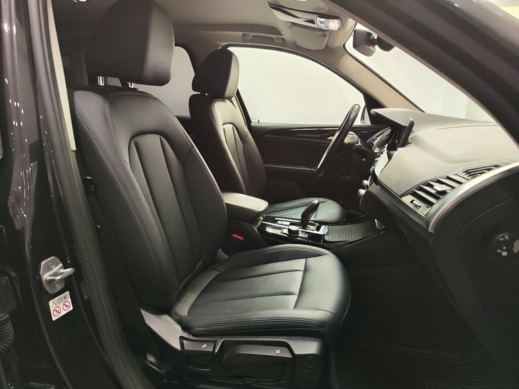 Автомобиль BMW X3 20d xDrive 2.0d AT (190 л.с.) 4WD - 12