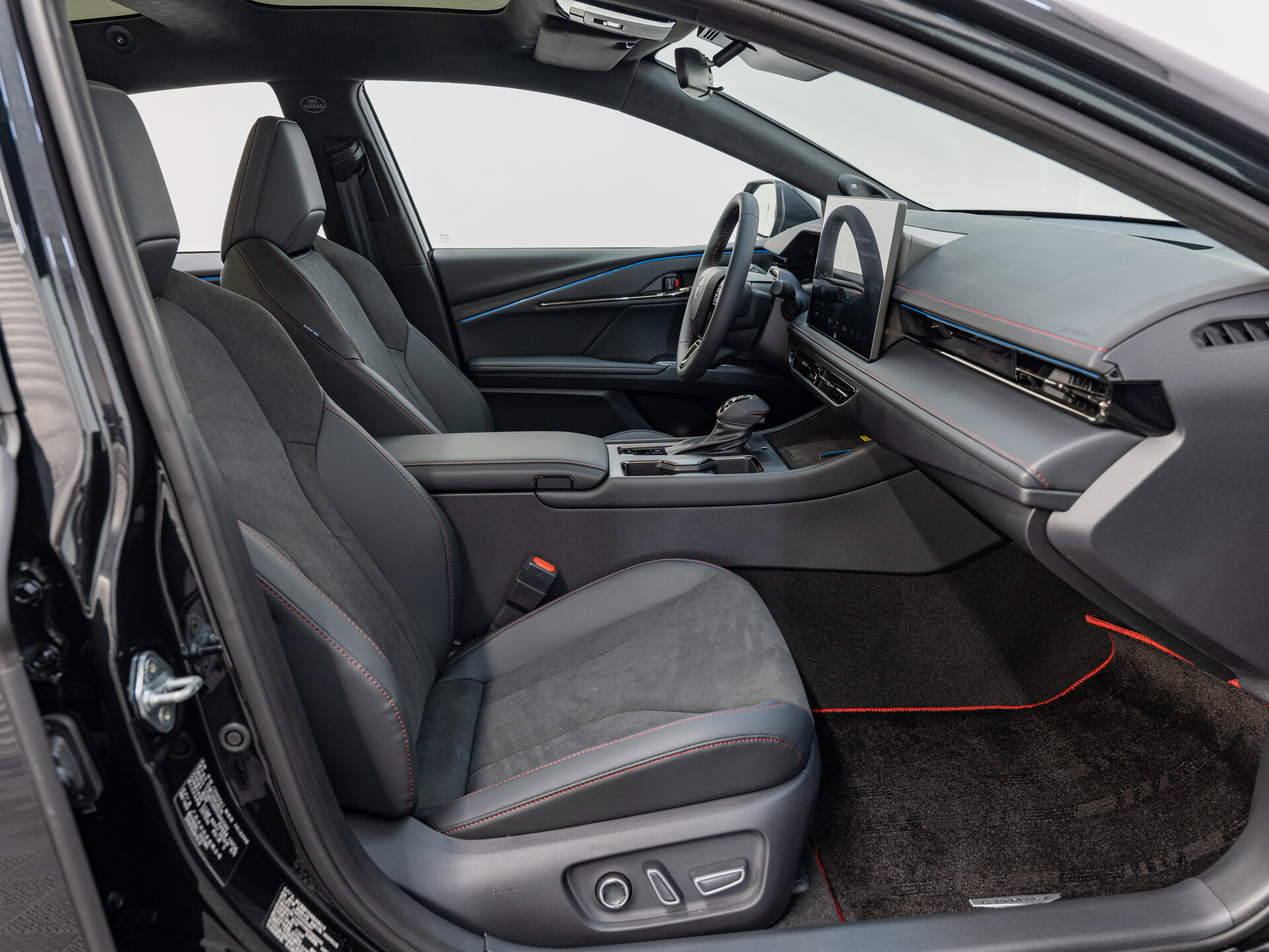 Автомобиль Toyota Camry 2.0hyb CVT (231 л.с.) - 10