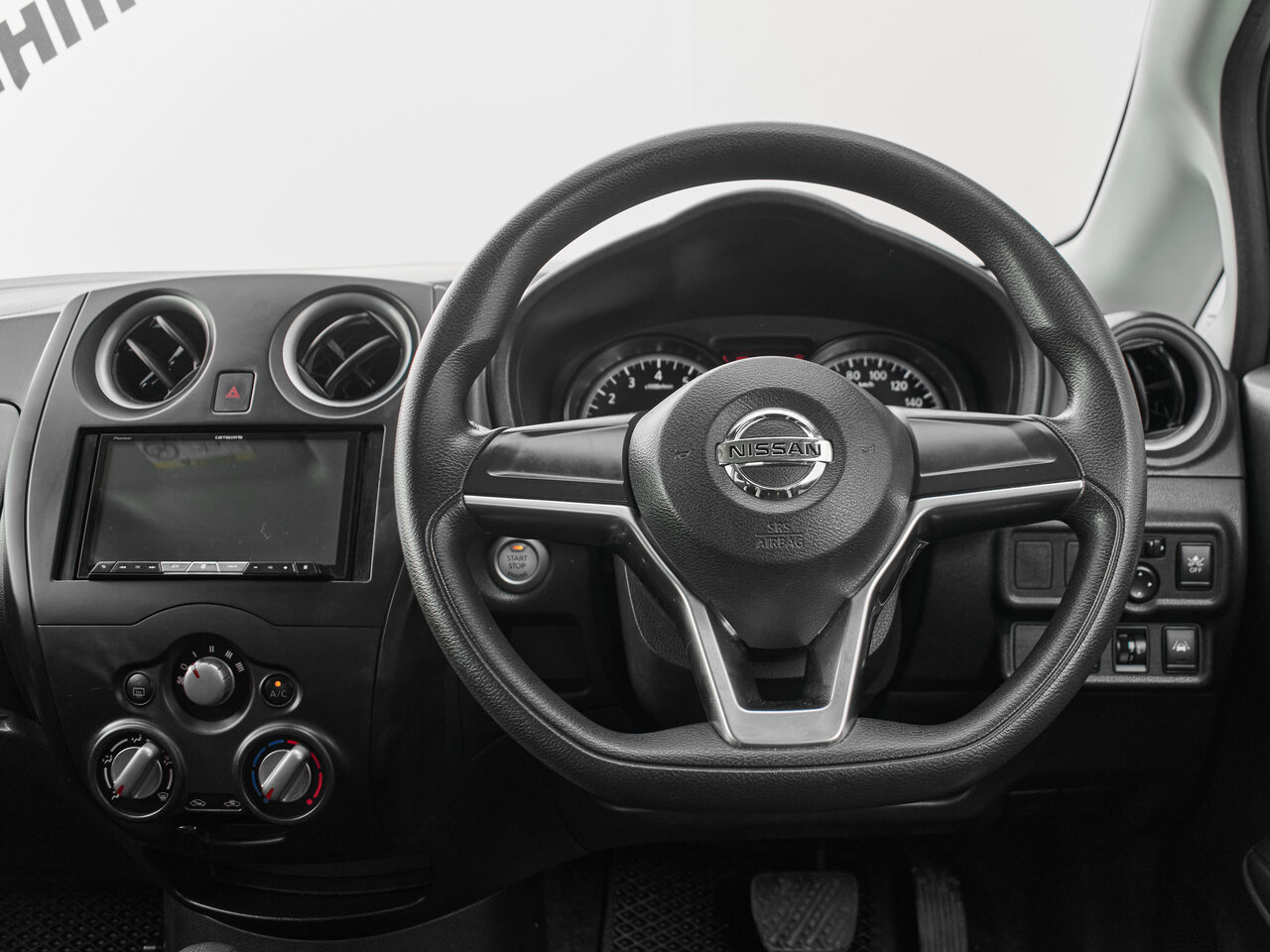 Купить Nissan Note 1.2 CVT (79 л.с.) 4WD, 2019 в Екатеренбурге