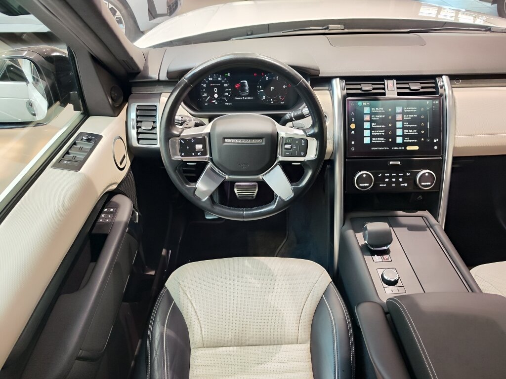 Автомобиль Land Rover Discovery D250 3.0d AT (249 л.с.) 4WD - 14