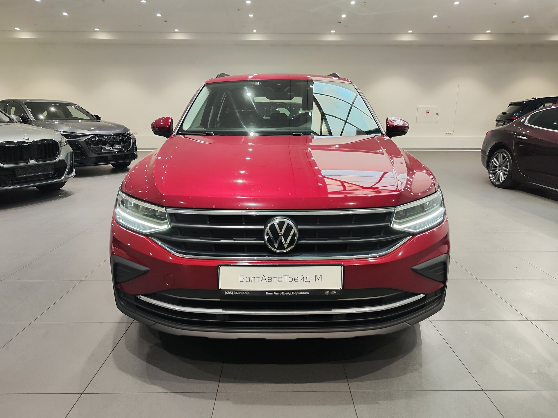 Автомобиль Volkswagen Tiguan 1.4 AMT (150 л.с.) - 2