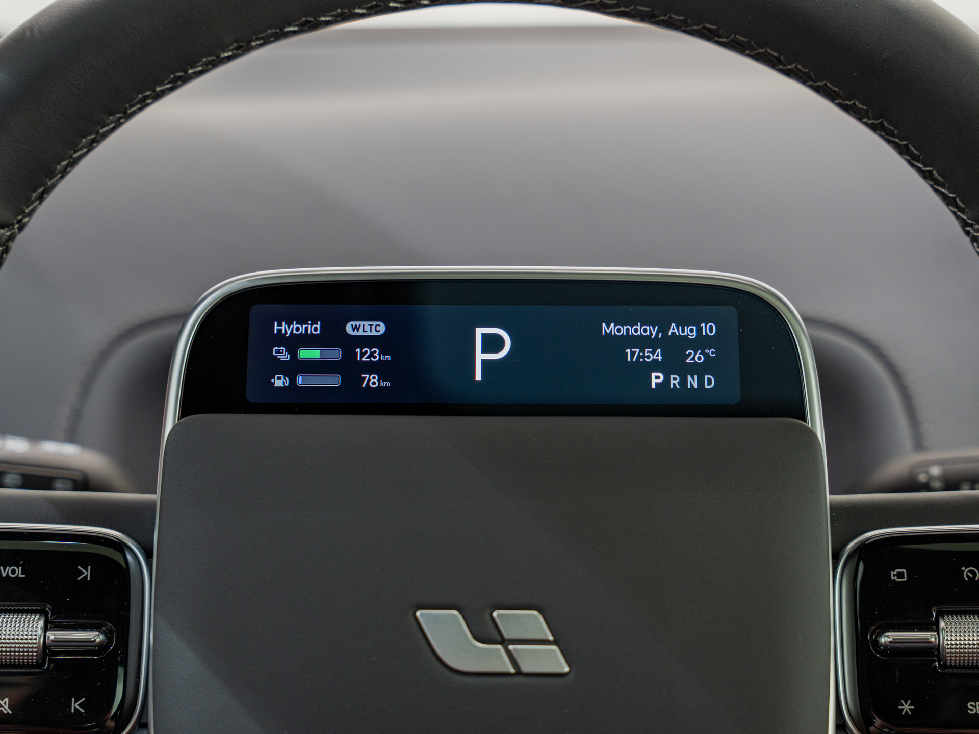 Автомобиль LiXiang L7 52.3 kWh 1.5hyb AT (449 л.с.) 4WD - 14