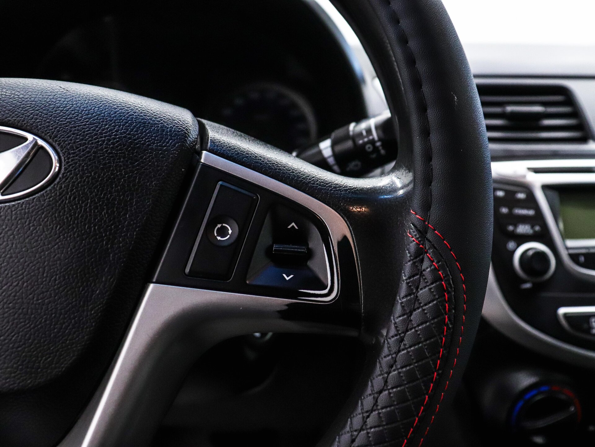 Hyundai Solaris 2014 19