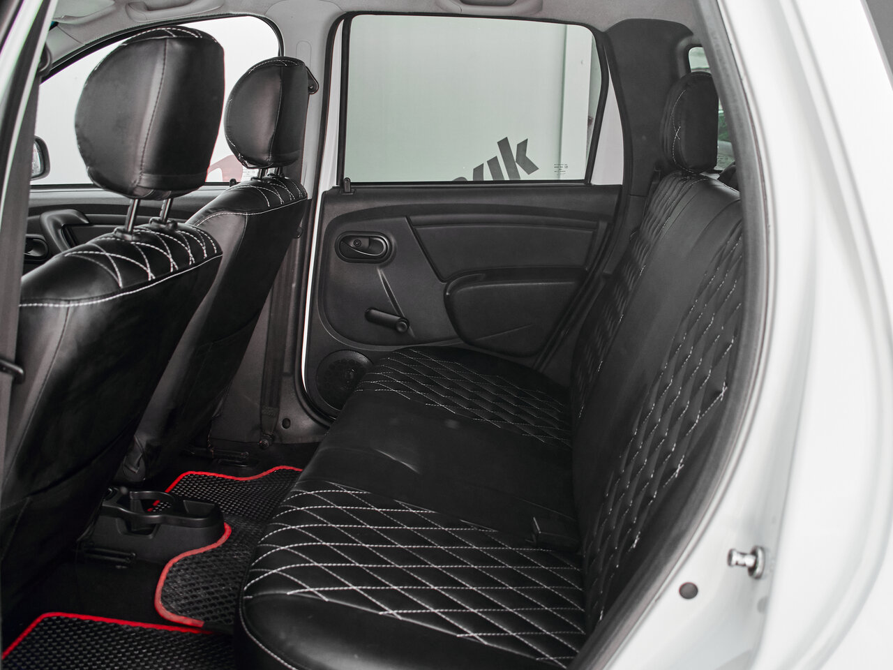 Купить Renault Duster 1.6 MT (102 л.с.) 4WD, 2014 в Екатеренбурге
