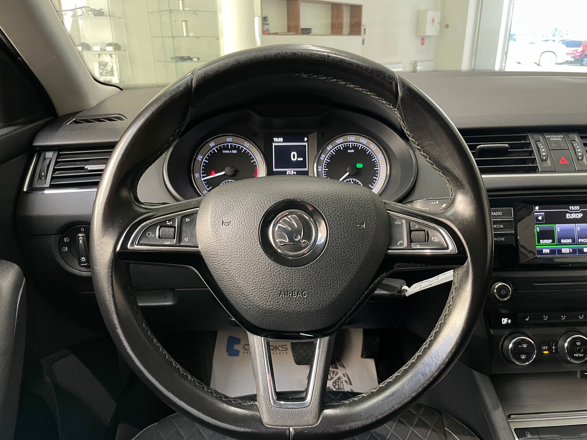 Автомобиль Skoda Octavia 1.6 AT (110 л.с.) - 17