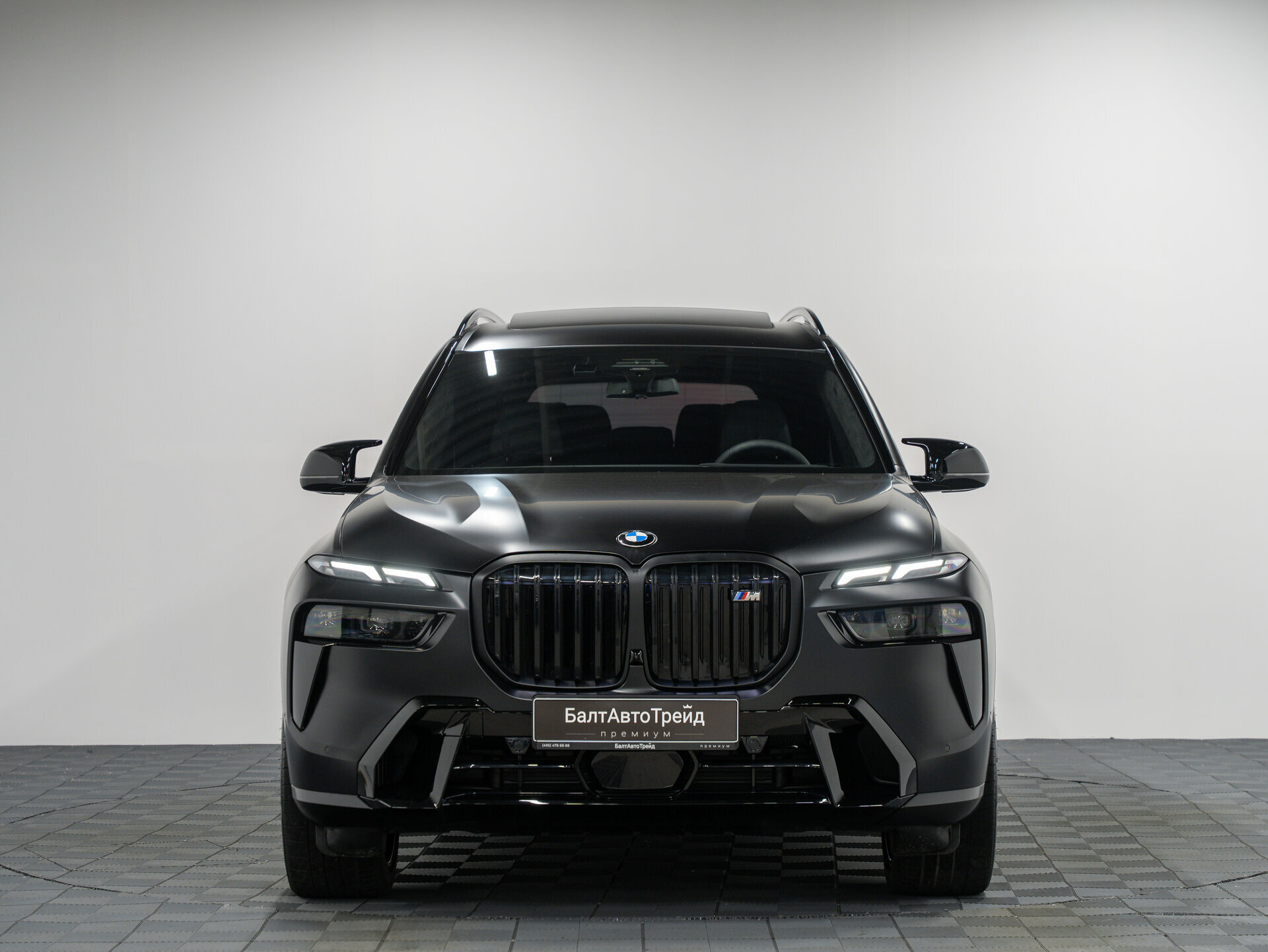 Автомобиль BMW X7 M60i 4.4 AT (530 л.с.) 4WD - 2