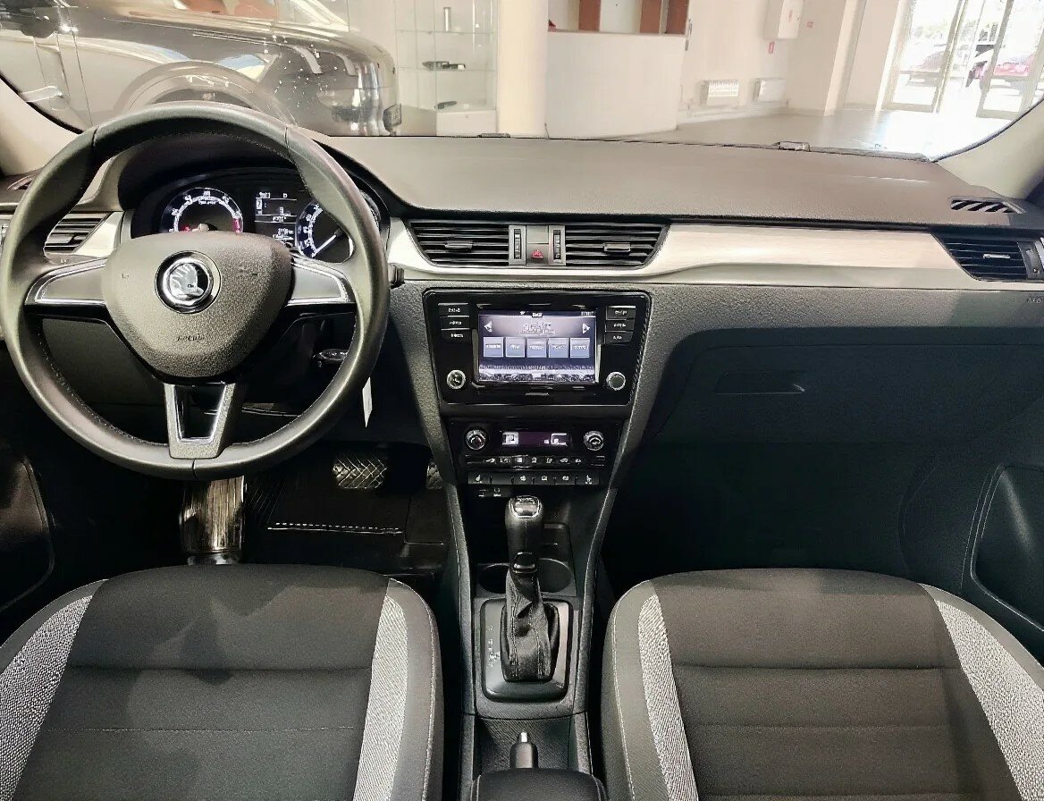 Автомобиль Skoda Rapid 1.4 AMT (125 л.с.) - 14