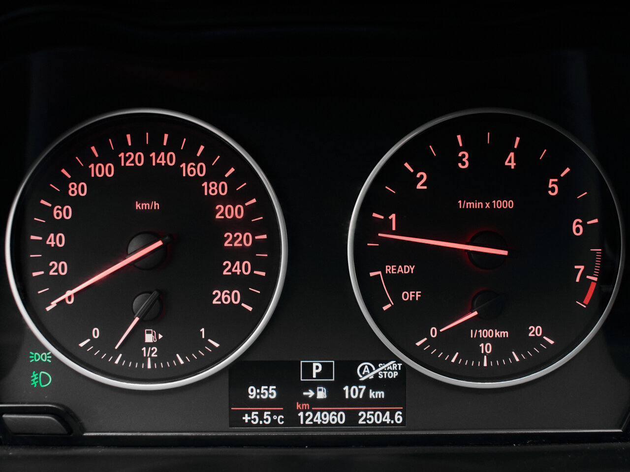 Купить BMW X1 20i xDrive 2.0 AT (192 л.с.) 4WD, 2016 в Екатеренбурге
