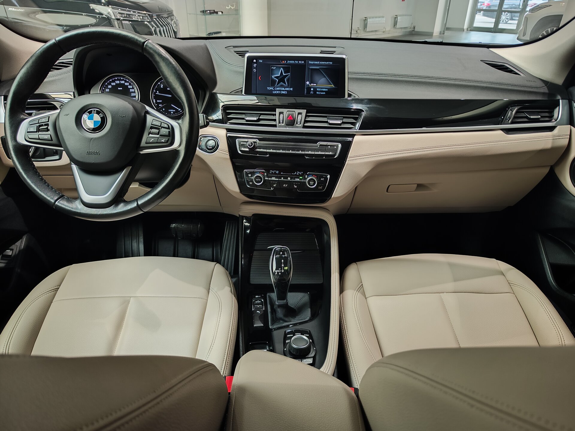 Автомобиль BMW X2 sDrive18i 1.5 AMT (140 л.с.) - 15