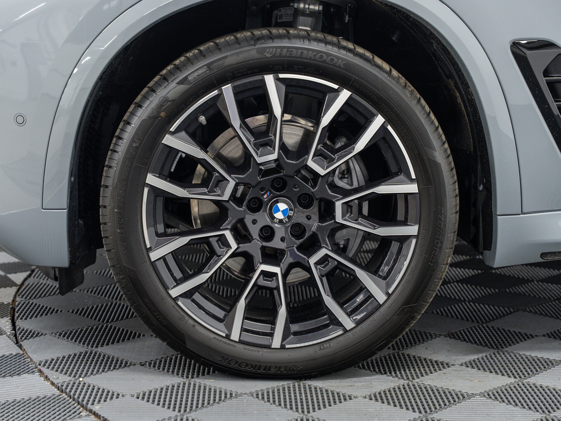 Автомобиль BMW X5 40d 3.0d AT (352 л.с.) 4WD - 3