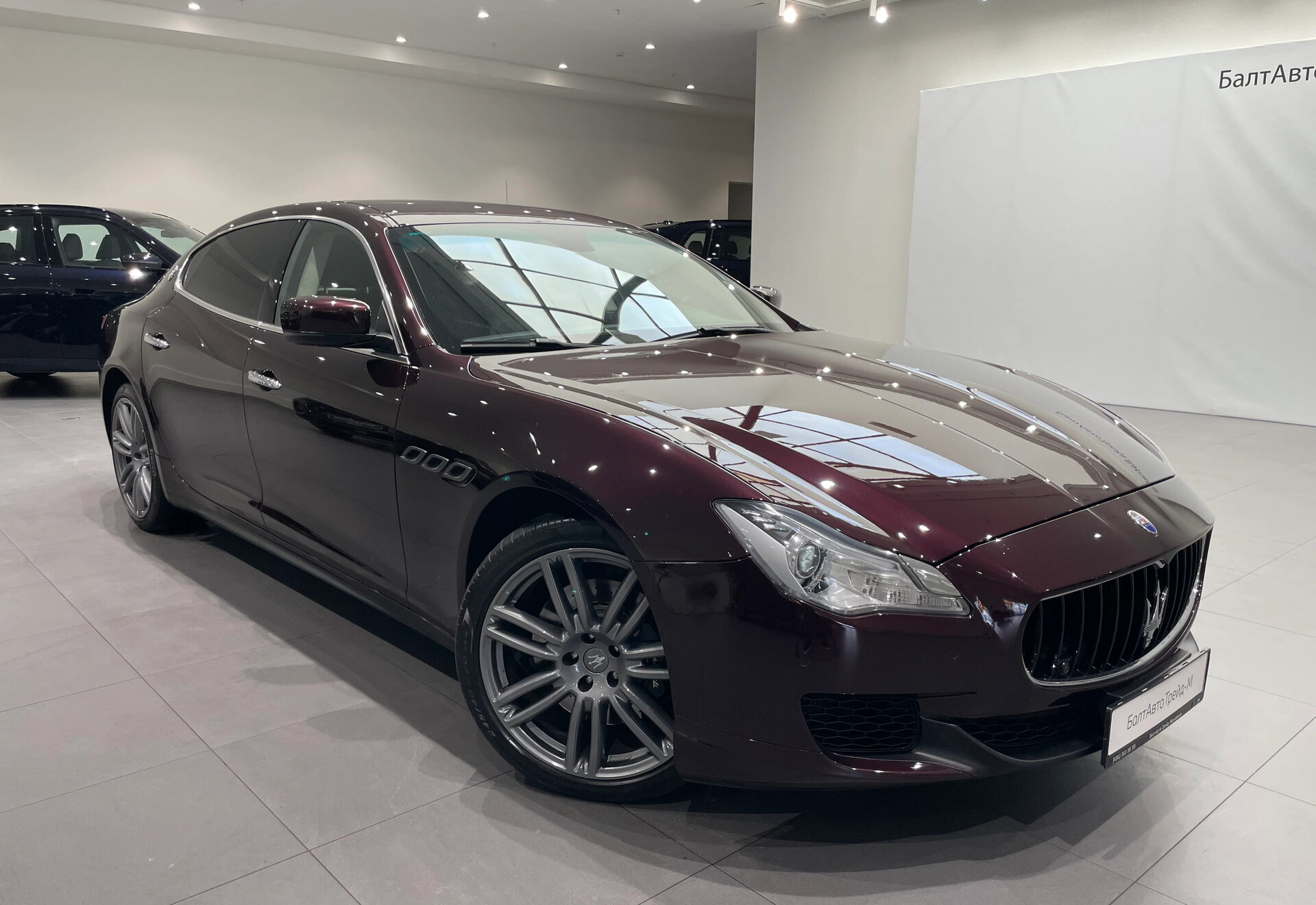 Автомобиль Maserati Quattroporte S Q4 3.0 AT (410 л.с.) 4WD - 3