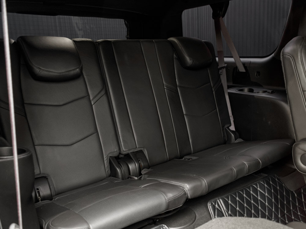 Купить Cadillac Escalade ESV 6.2 AT (409 л.с.) 4WD, 2016 в Екатеренбурге