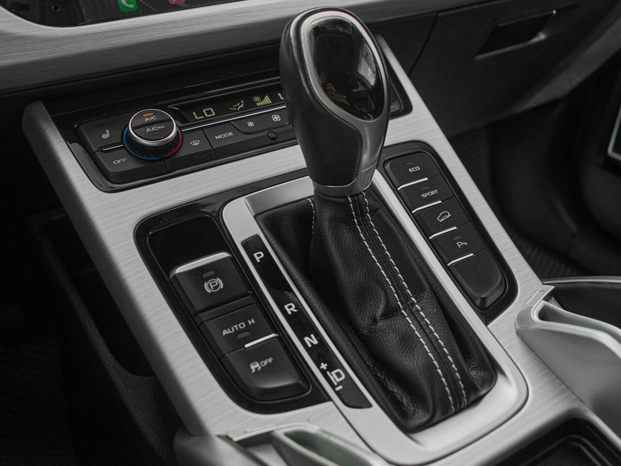 Купить Geely Atlas 2.4 AT (149 л.с.), 2019 в Екатеренбурге