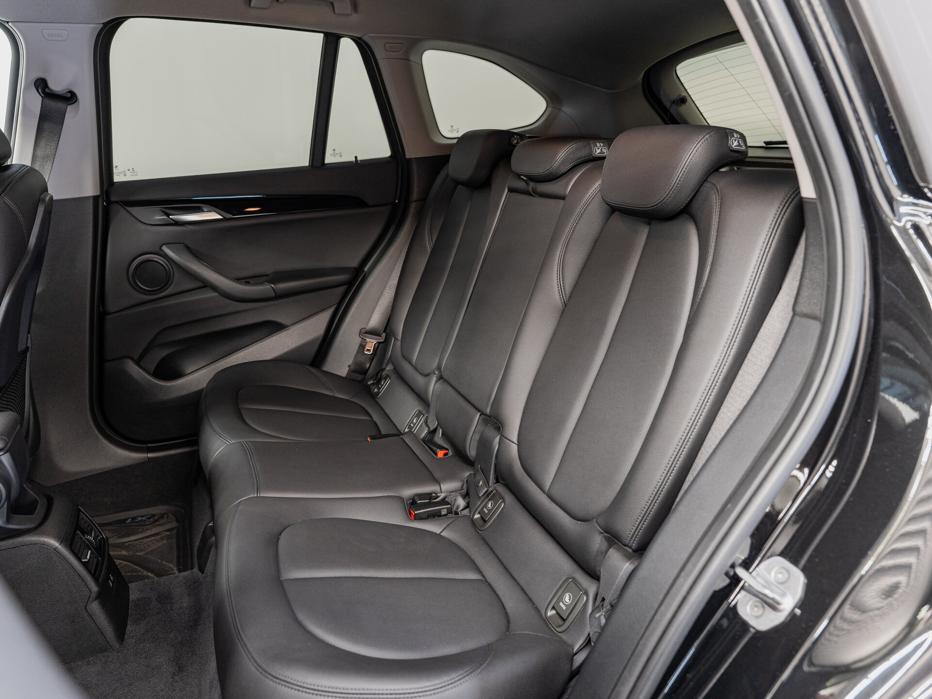 Автомобиль BMW X1 20i xDrive 2.0 AT (192 л.с.) 4WD - 19