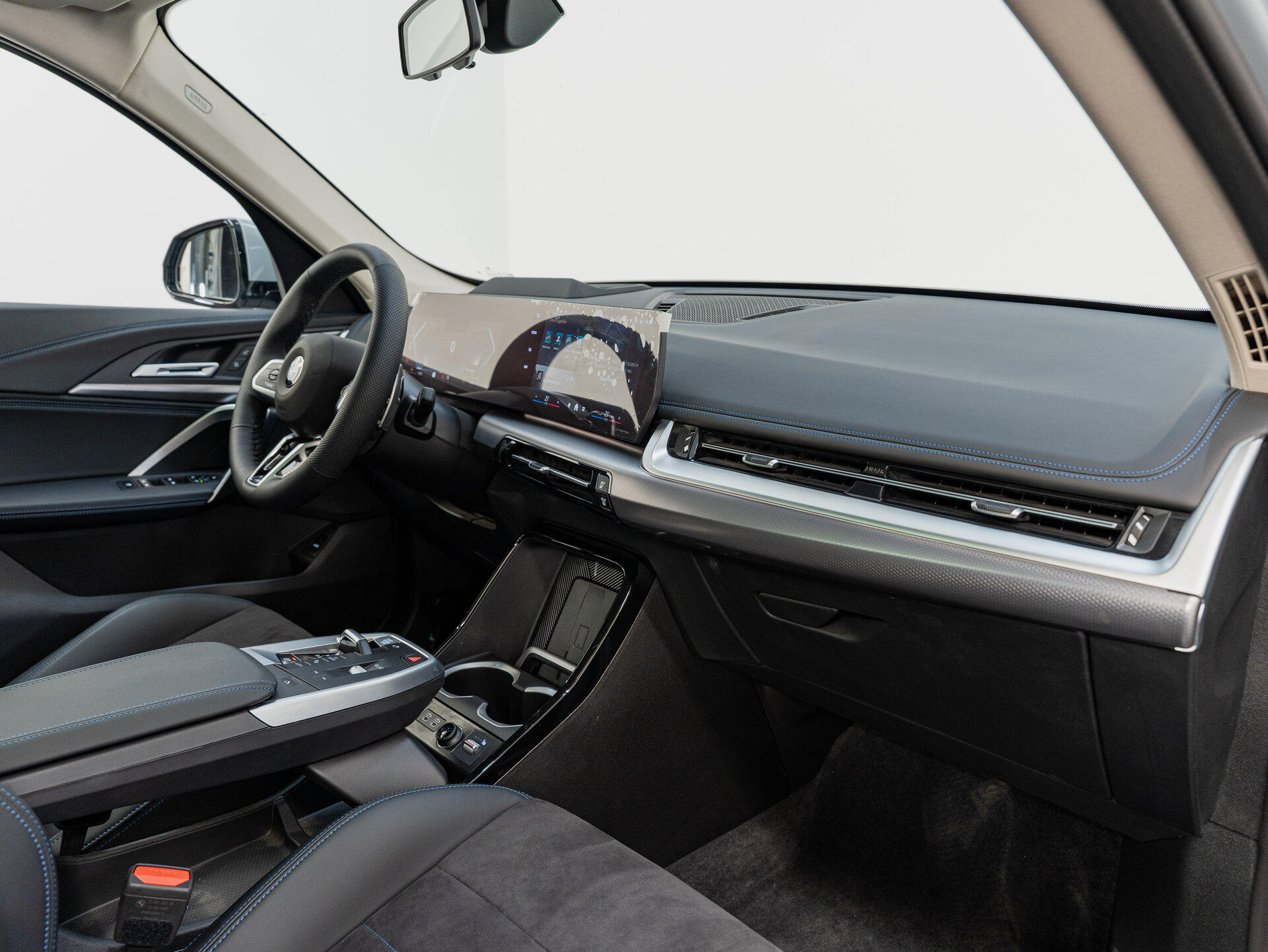 Автомобиль BMW X1 25Li xDrive 2.0 AMT (204 л.с.) 4WD - 11
