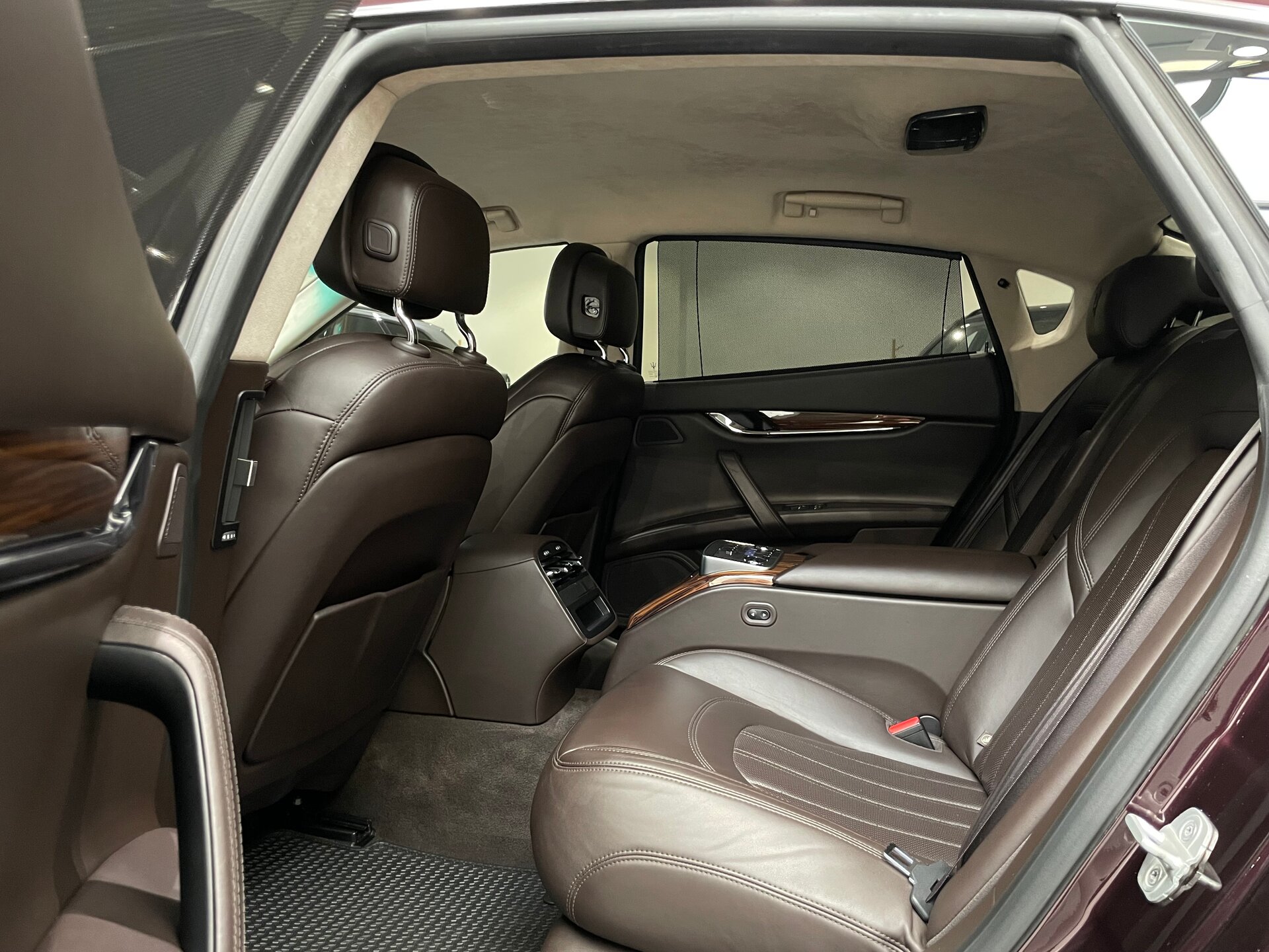 Автомобиль Maserati Quattroporte S Q4 3.0 AT (410 л.с.) 4WD - 9
