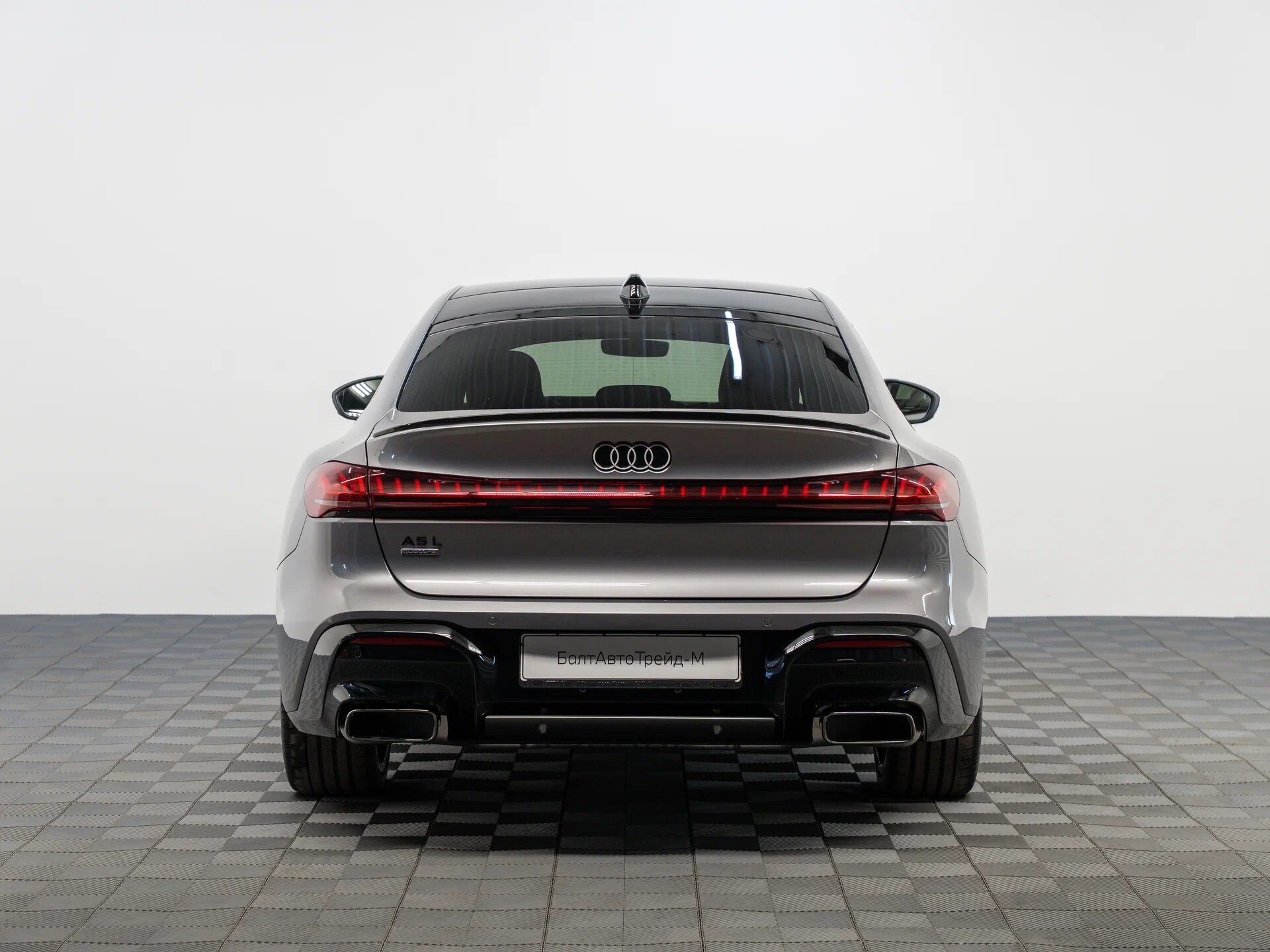 Автомобиль Audi A5 L 2.0 AMT (204 л.с.) 4WD - 6