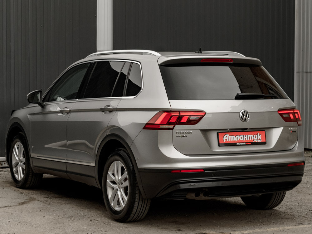 Купить Volkswagen Tiguan 2.0 AMT (180 л.с.) 4WD, 2017 в Екатеренбурге