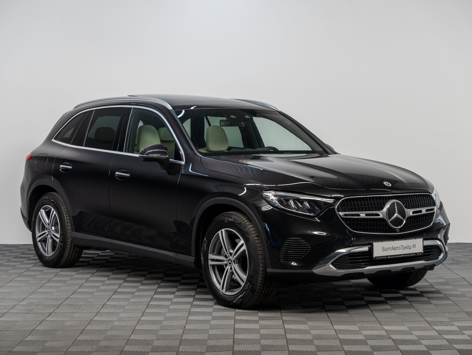 Автомобиль Mercedes-Benz GLC 220 d 2.0d AT (197 л.с.) 4WD - 3