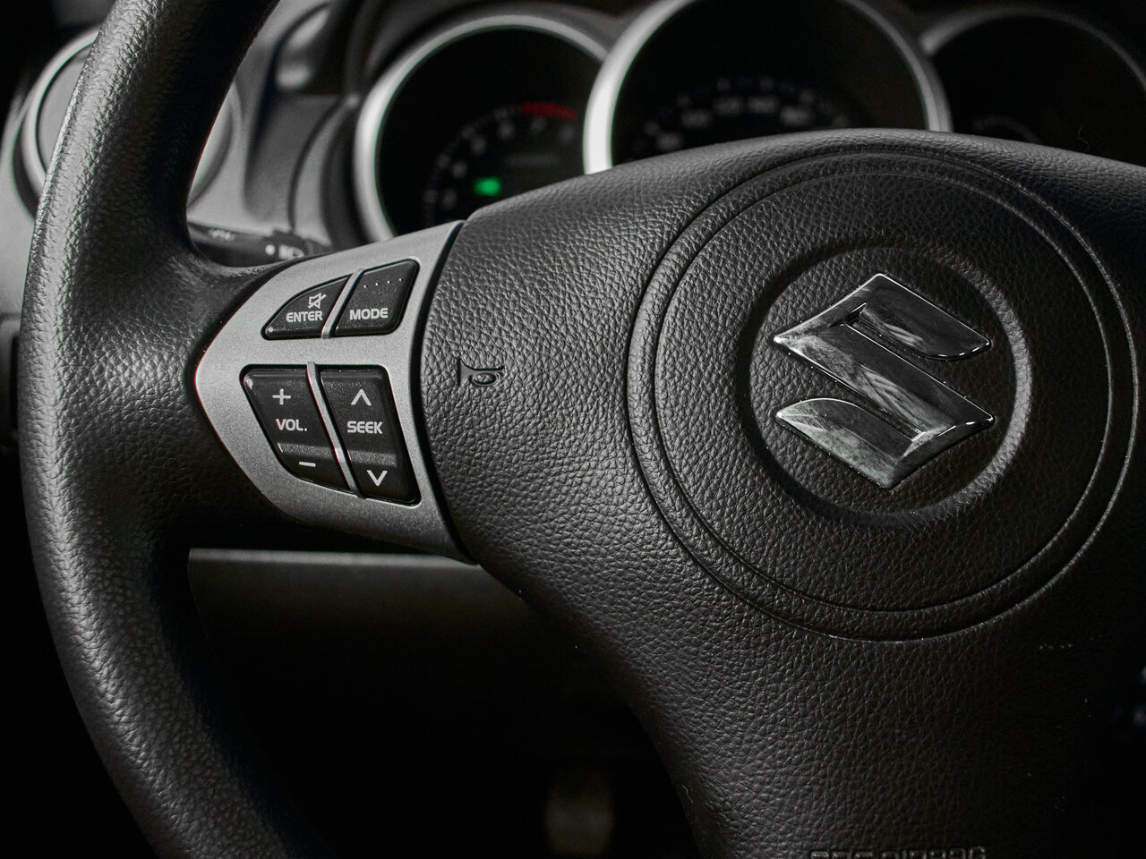 Купить Suzuki Grand Vitara 2.0 MT (140 л.с.) 4WD, 2008 в Екатеренбурге