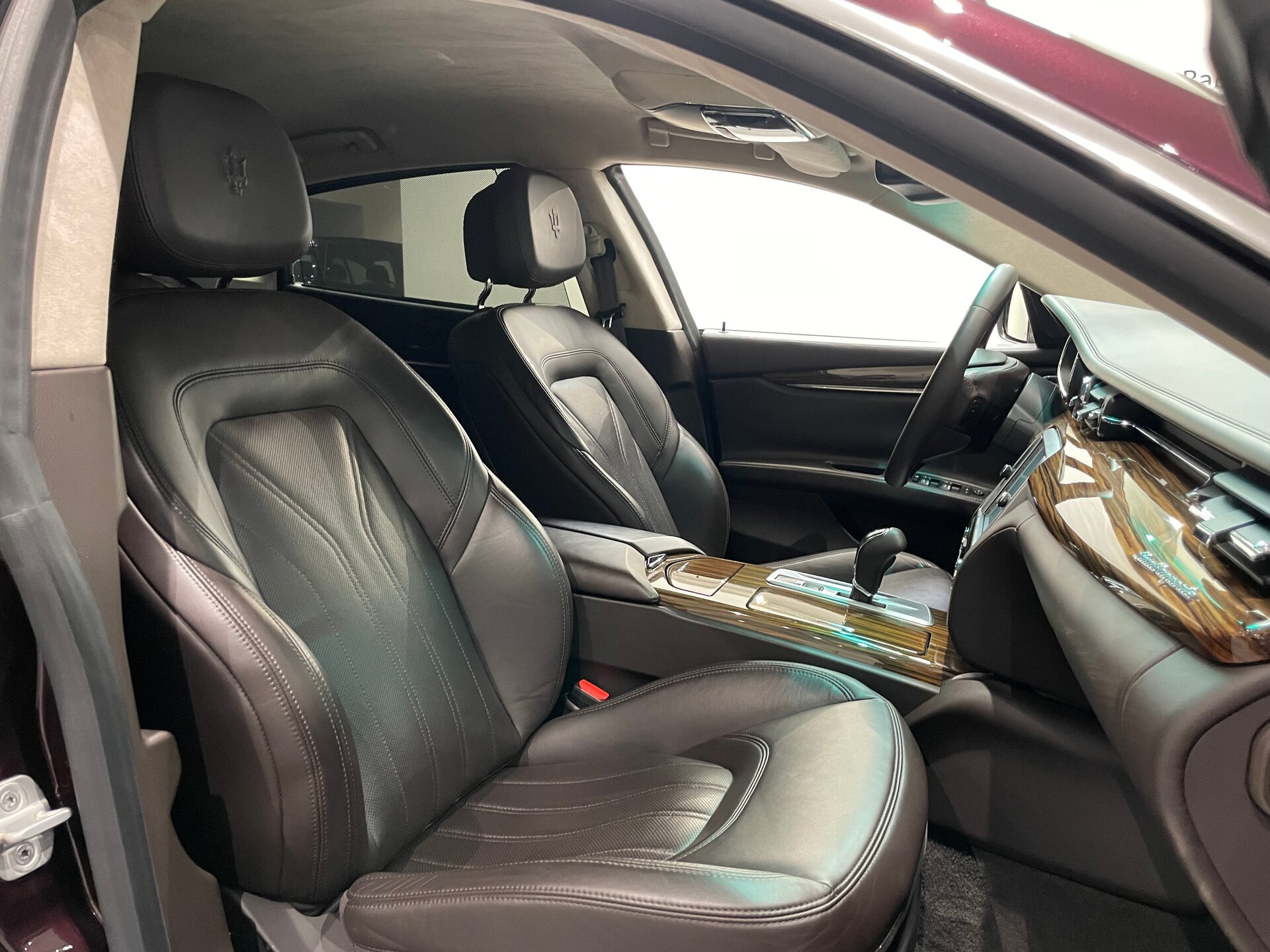 Автомобиль Maserati Quattroporte S Q4 3.0 AT (410 л.с.) 4WD - 12