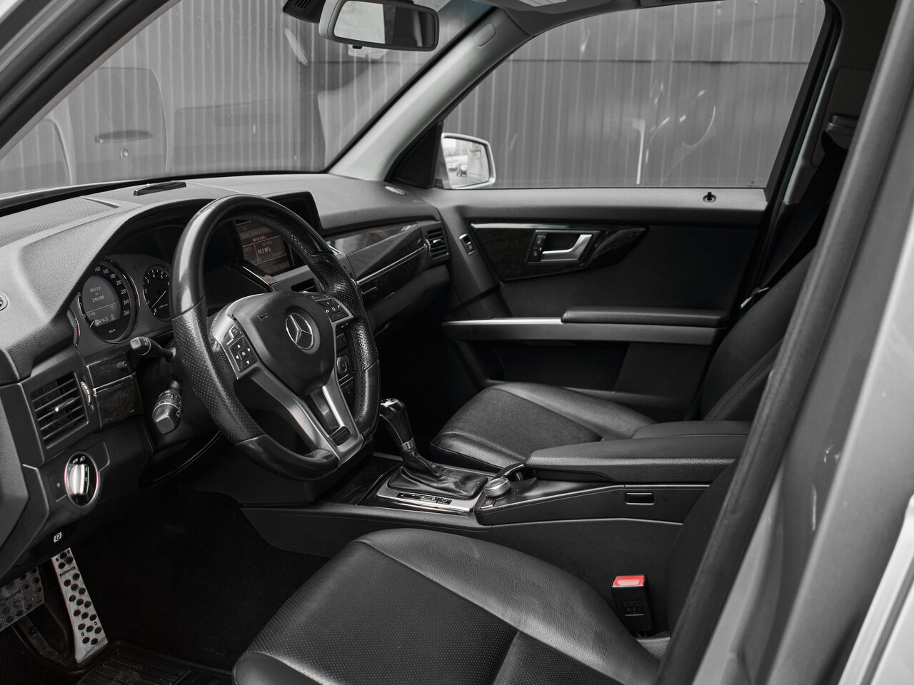 Купить Mercedes-Benz GLK-Класс 300 3.0 AT (231 л.с.) 4WD, 2011 в Екатеренбурге