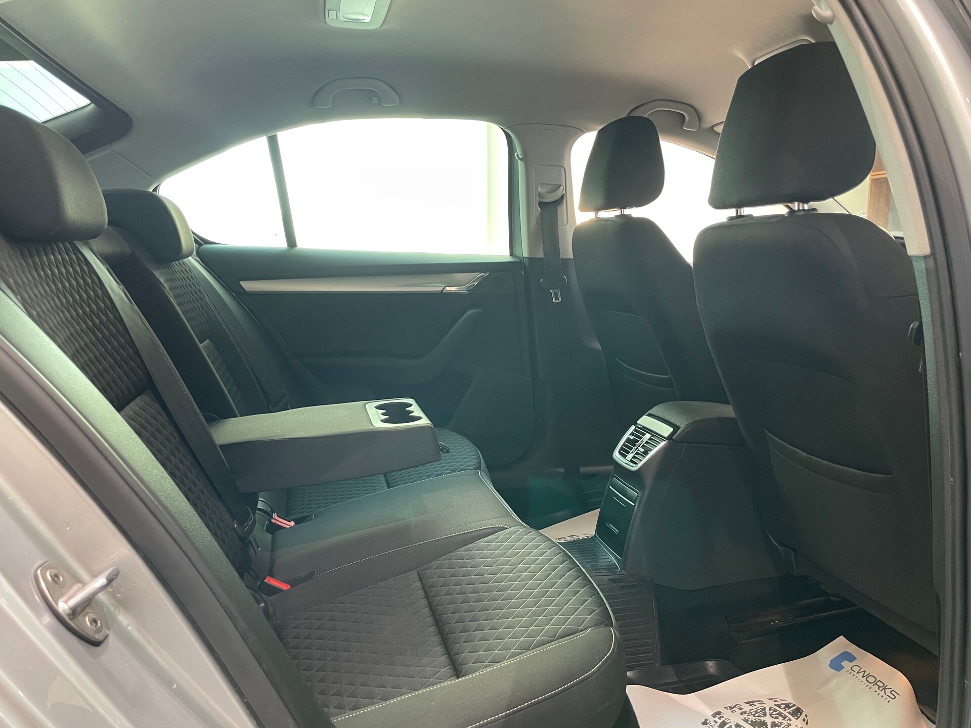 Автомобиль Skoda Octavia 1.6 AT (110 л.с.) - 11