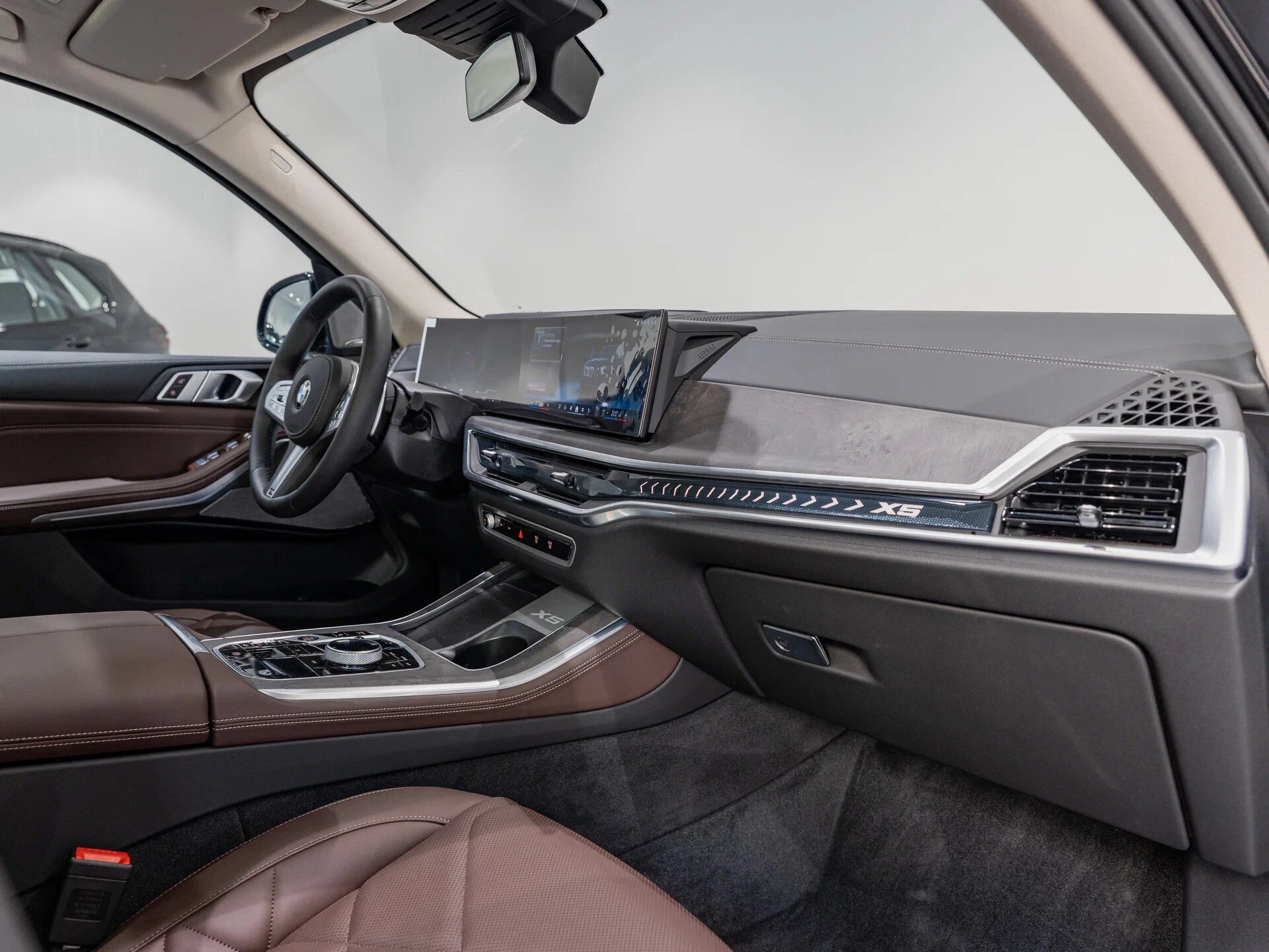 Автомобиль BMW X5 30Li 2.0 AT (258 л.с.) 4WD - 11