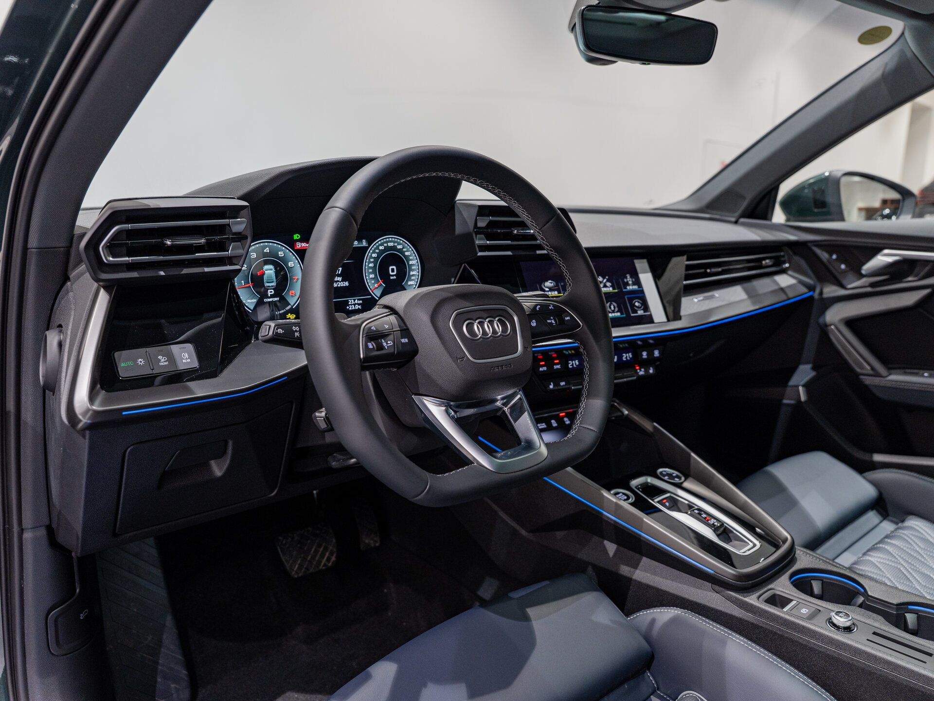 Автомобиль Audi A3 A3L 35 TFSI 1.5 AMT (160 л.с.) - 9