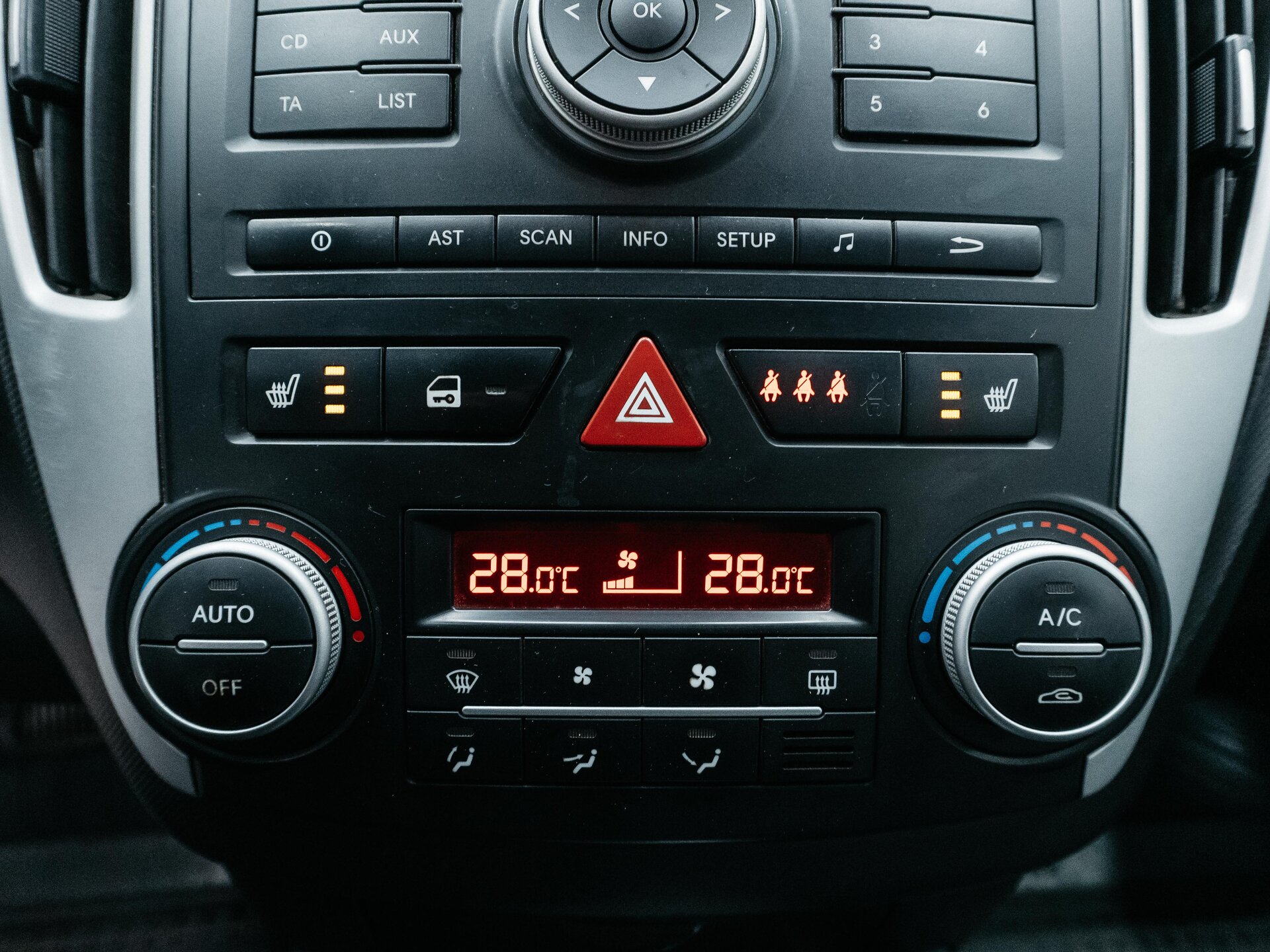 Kia Ceed 2011 20