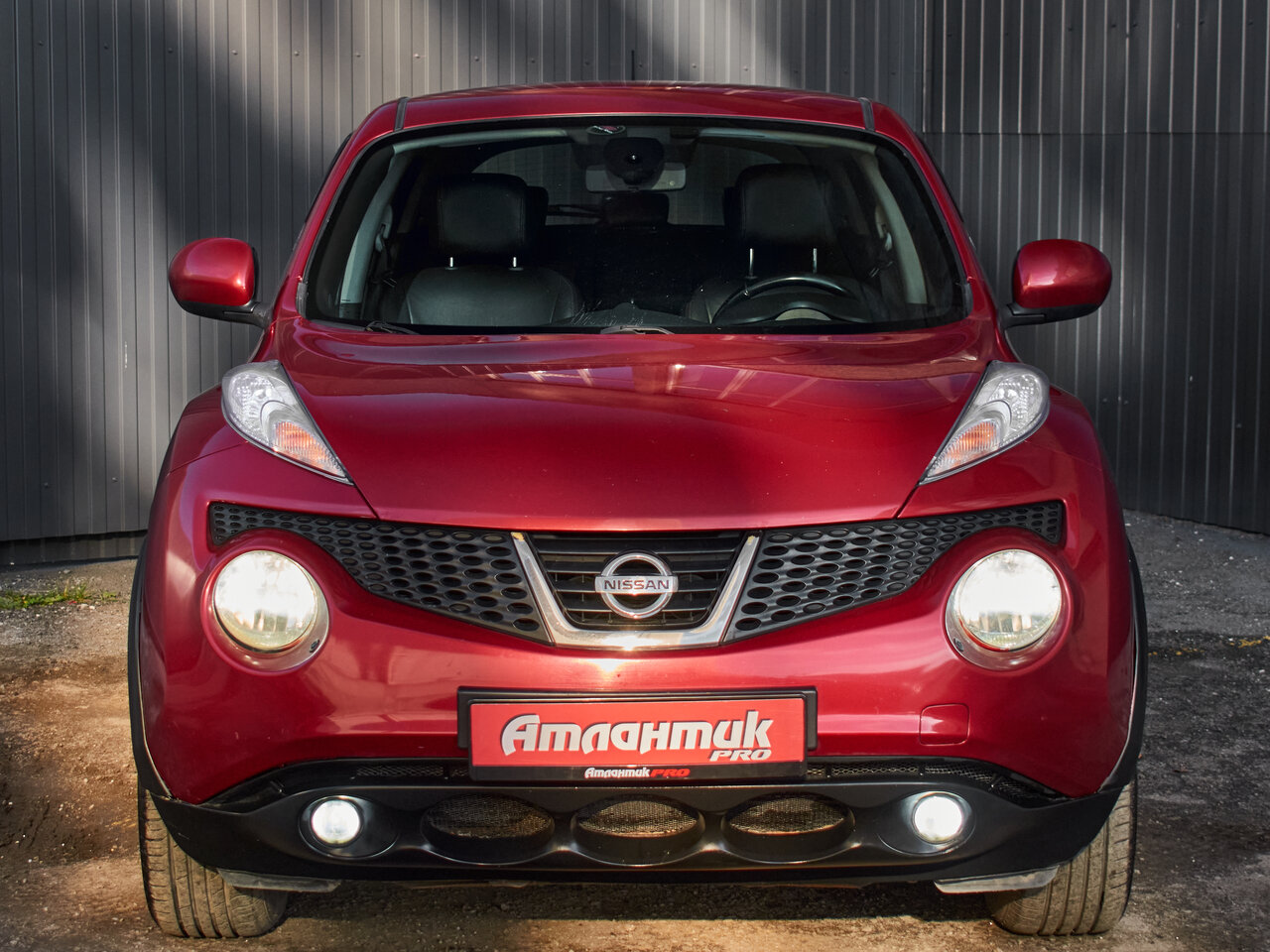 Купить Nissan Juke 1.6 CVT (117 л.с.), 2013 в Екатеренбурге