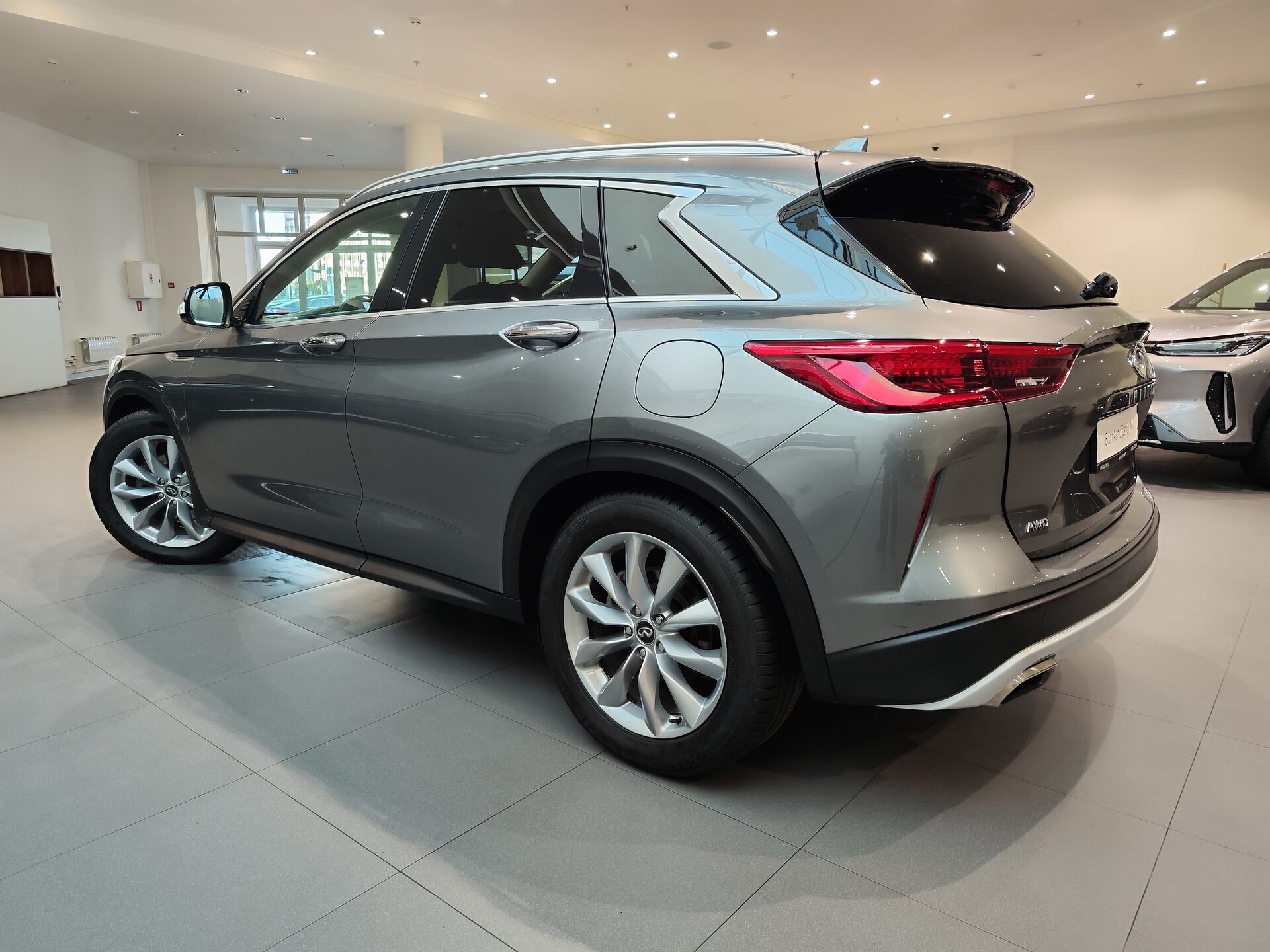Автомобиль Infiniti QX50 2.0 CVT (249 л.с.) 4WD - 4