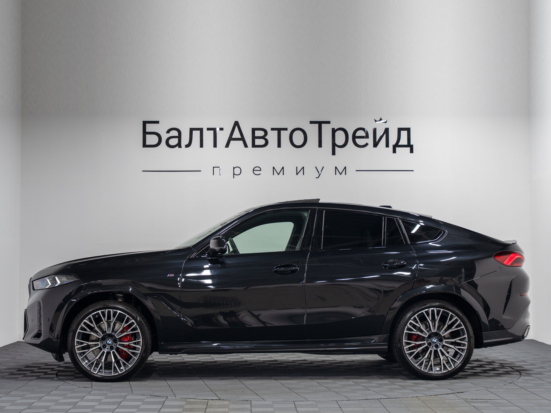 Автомобиль BMW X6 40d 3.0d AT (352 л.с.) 4WD - 11