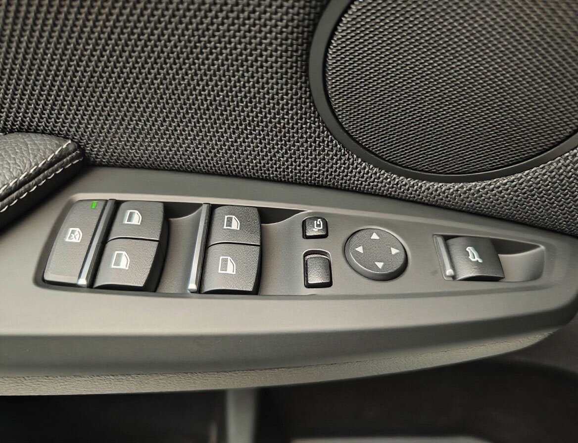 Автомобиль BMW X3 20i xDrive 2.0 AT (184 л.с.) 4WD - 19