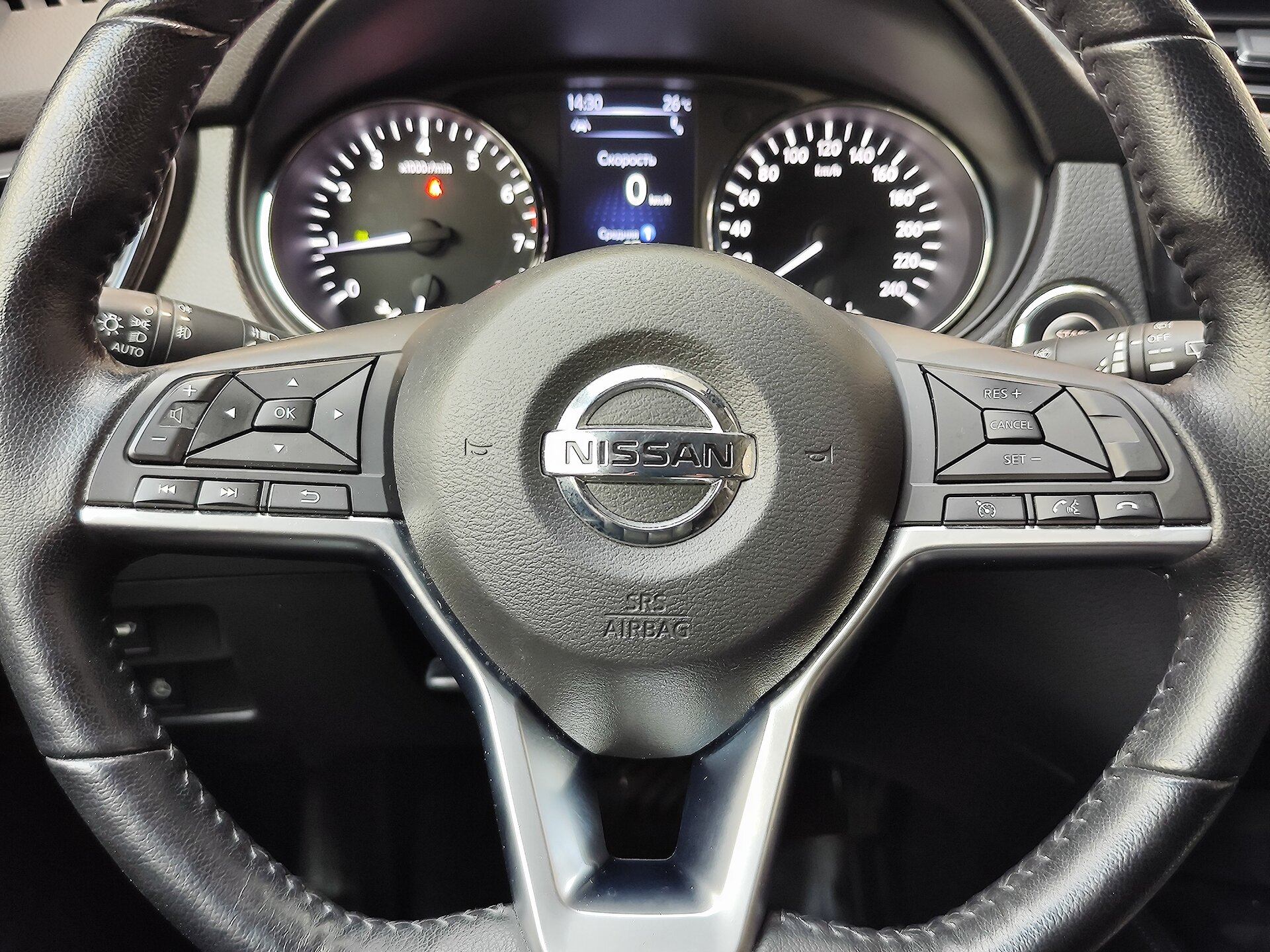 Автомобиль Nissan X-Trail 2.5 CVT (171 л.с.) 4WD - 16