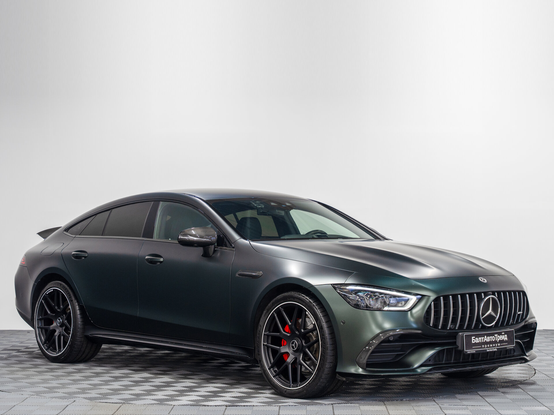 Автомобиль Mercedes-Benz AMG GT 4-Door Coupe 43 3.0 AT (367 л.с.) 4WD - 5