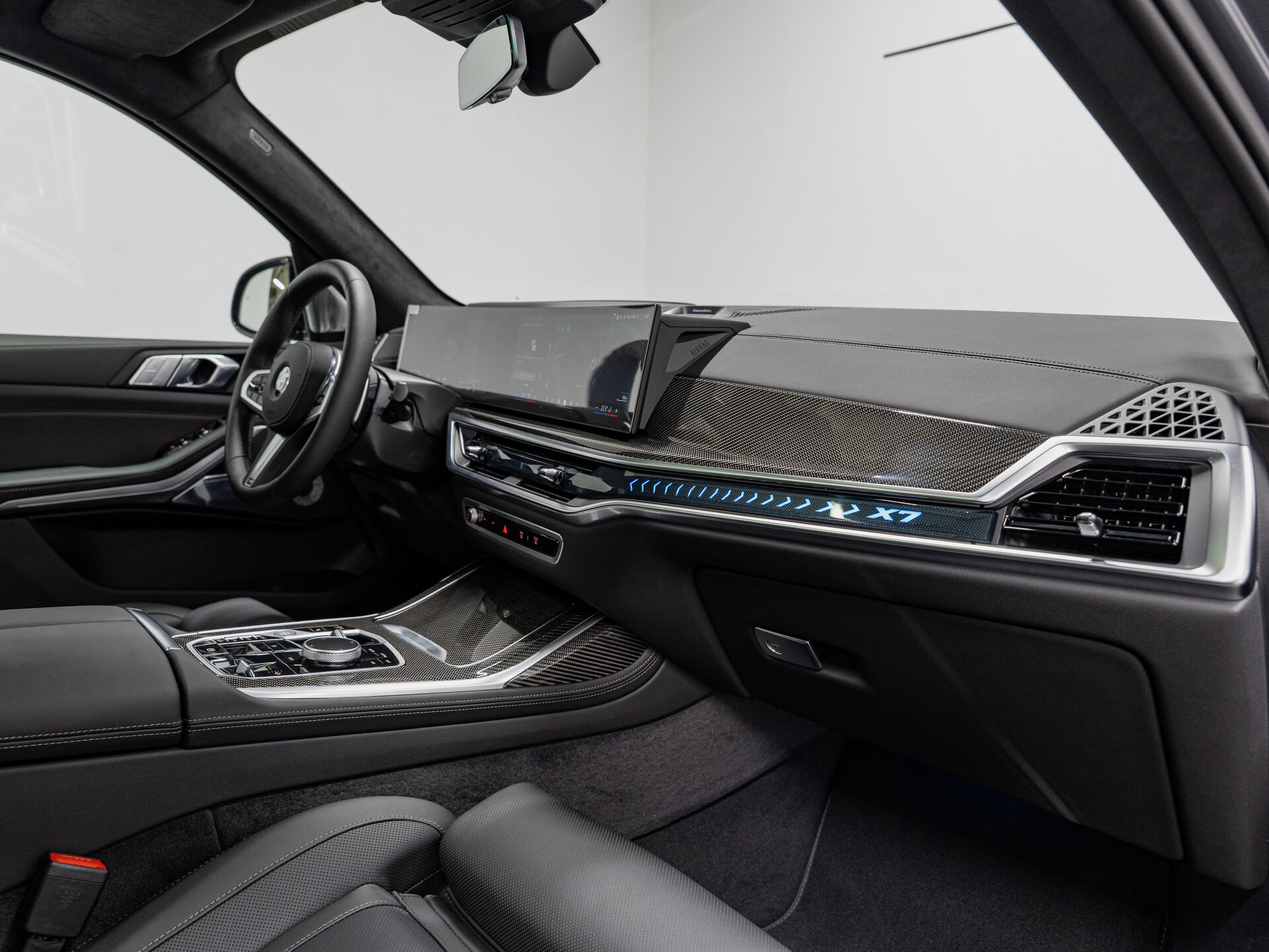 Автомобиль BMW X7 40d 3.0d AT (340 л.с.) 4WD - 15