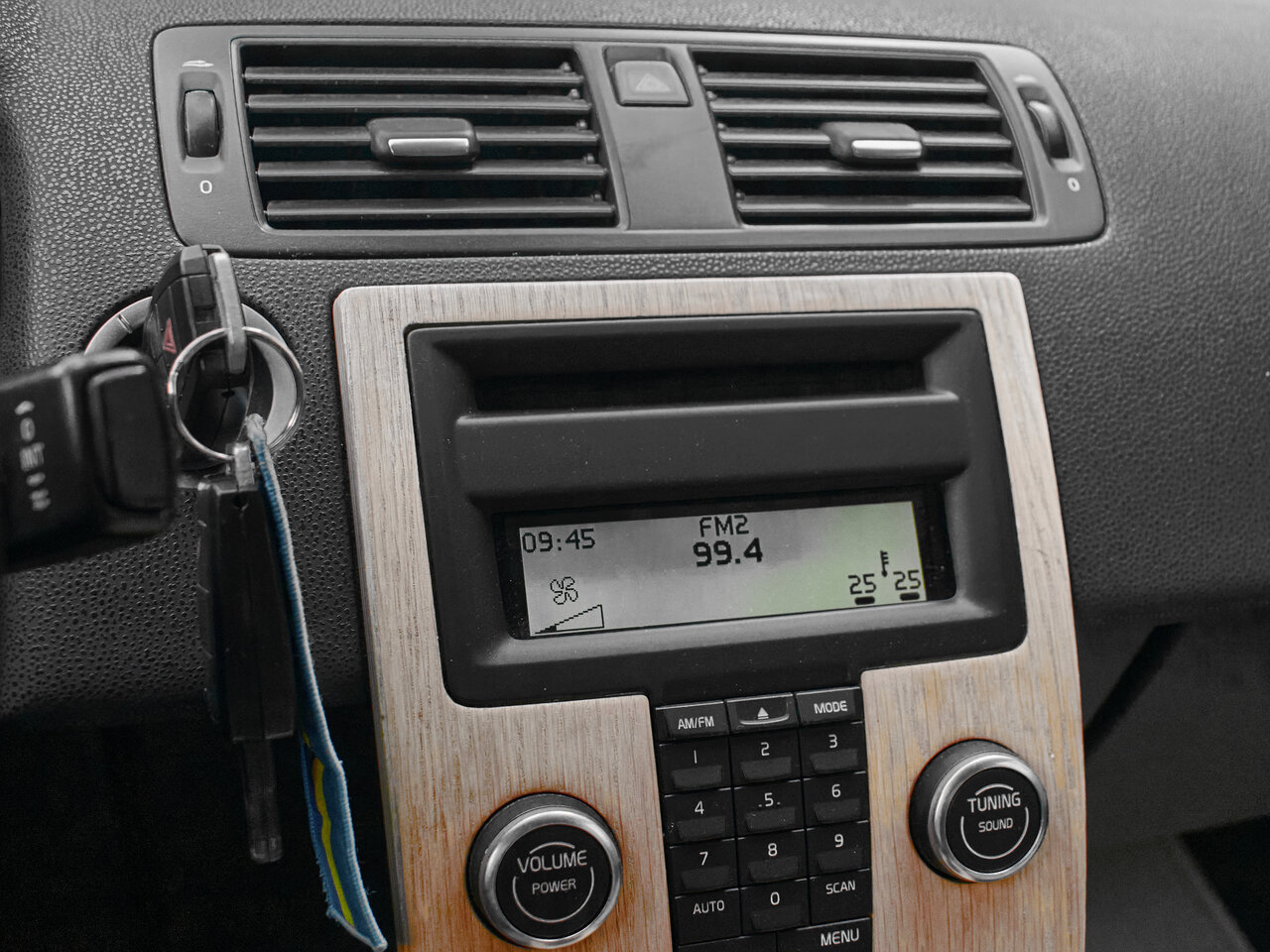 Купить Volvo S40 2.5 AT (230 л.с.) 4WD, 2007 в Екатеренбурге