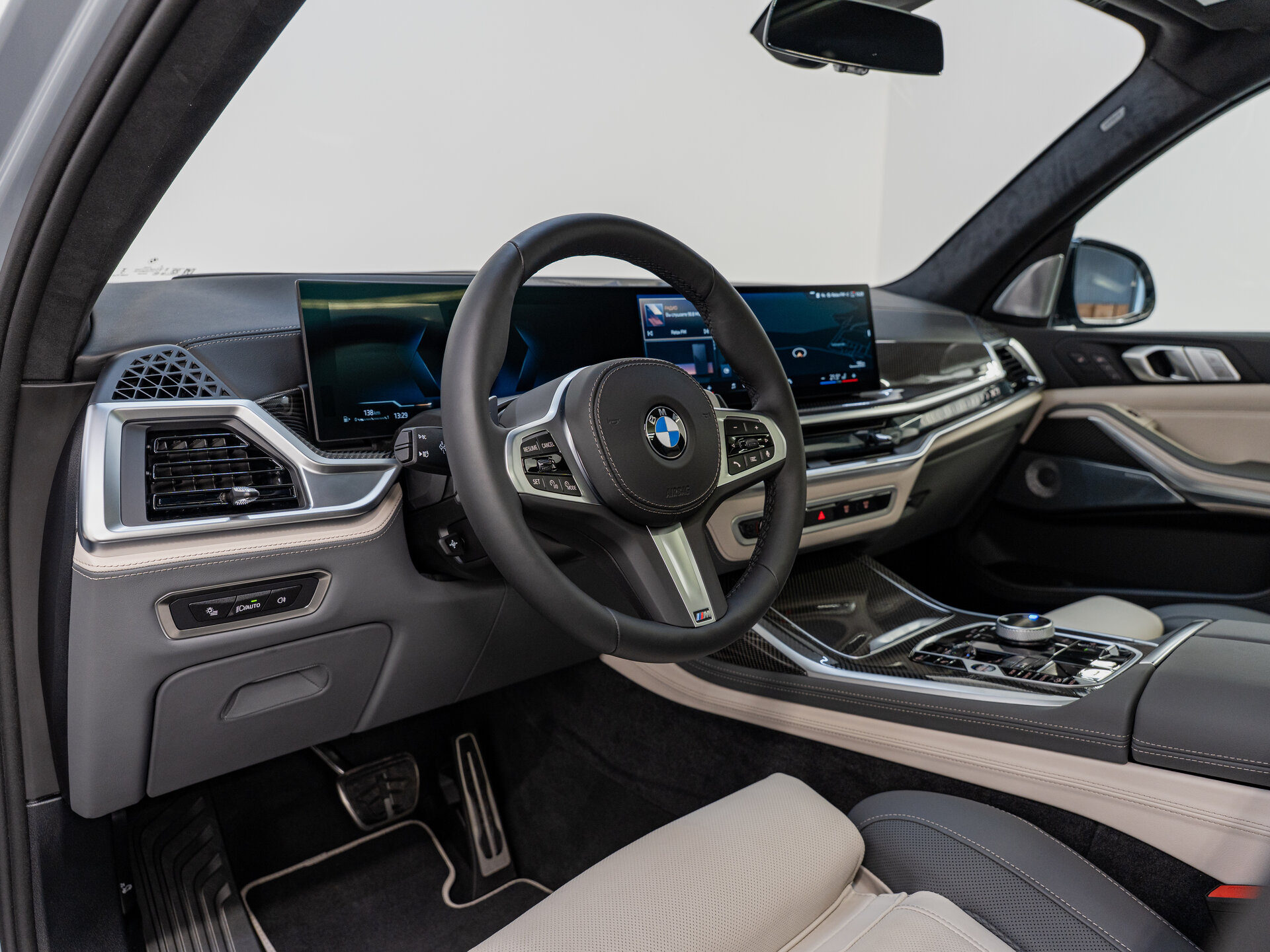 Автомобиль BMW X7 40d 3.0d AT (340 л.с.) 4WD - 12