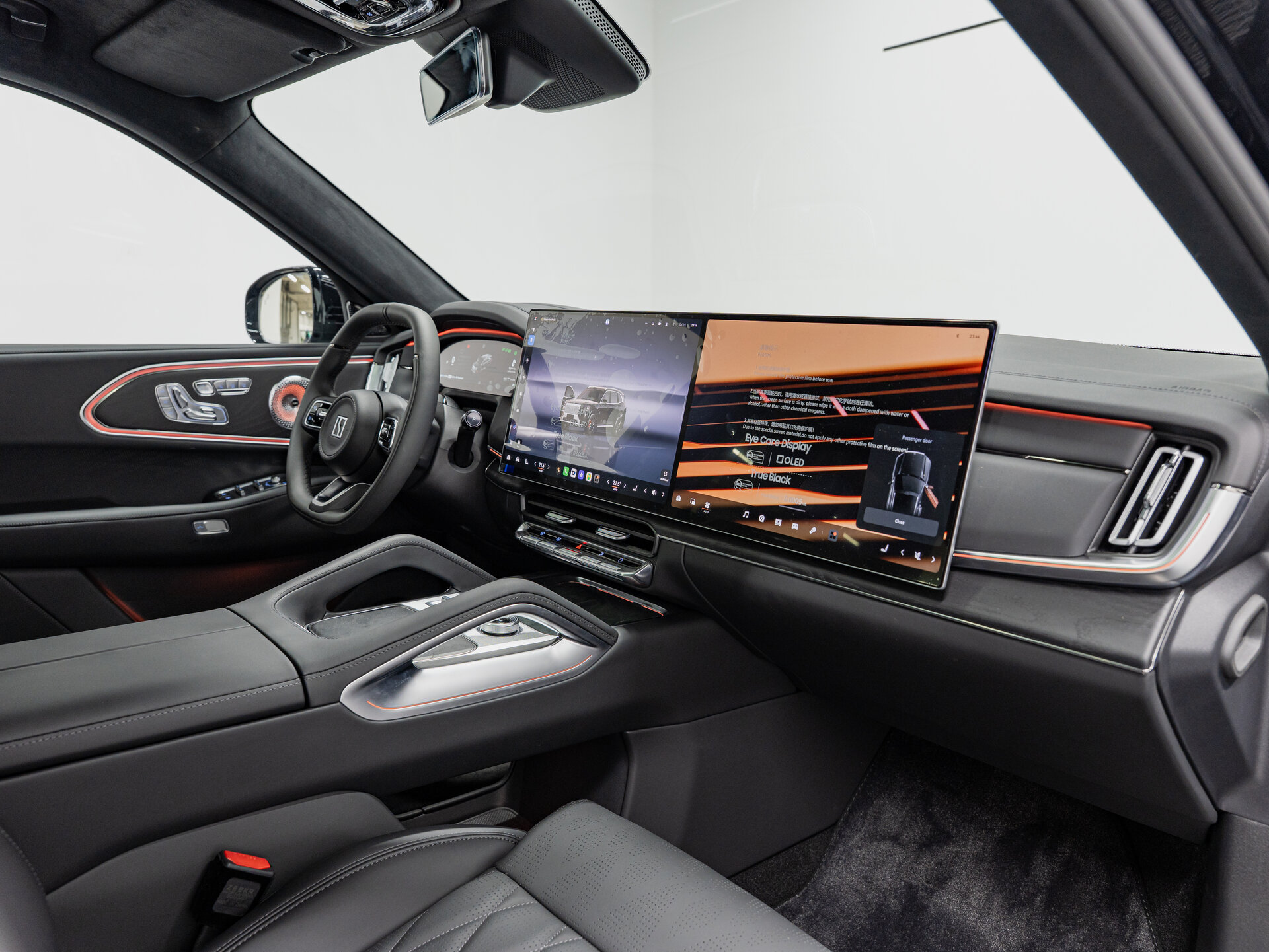 Автомобиль Zeekr 8X 70 kWh 2.0hyb AT (898 л.с.) 4WD - 14