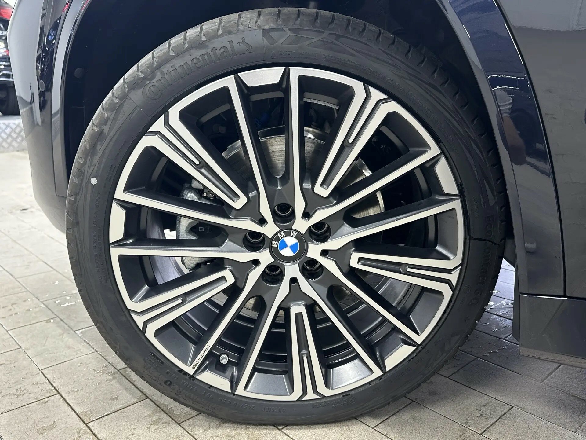Автомобиль BMW X1 25Li xDrive 2.0 AMT (204 л.с.) 4WD - 4