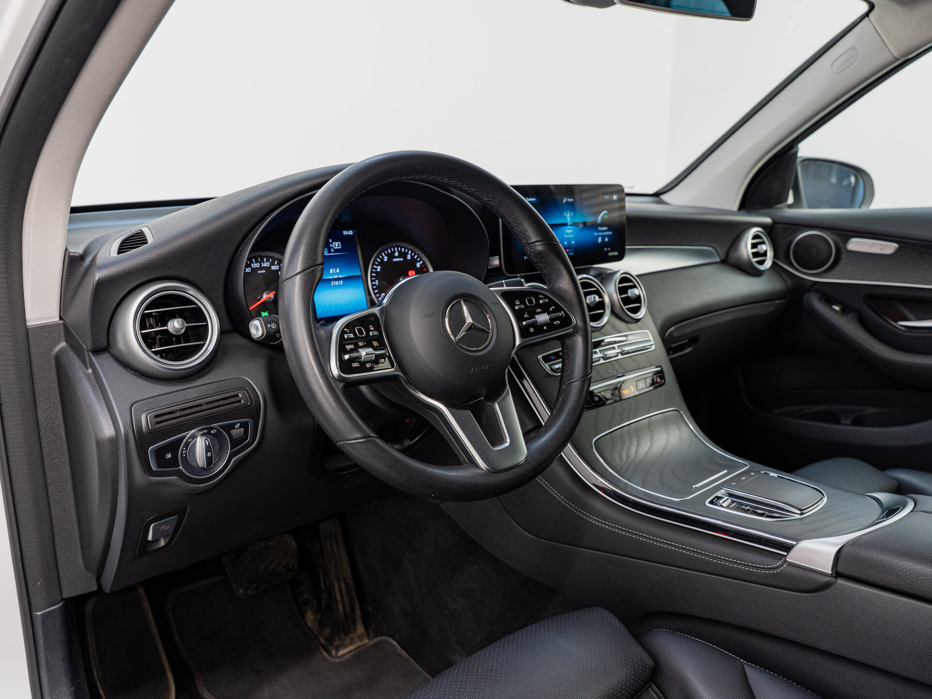 Автомобиль Mercedes-Benz GLC 200 2.0 AT (197 л.с.) 4WD - 14