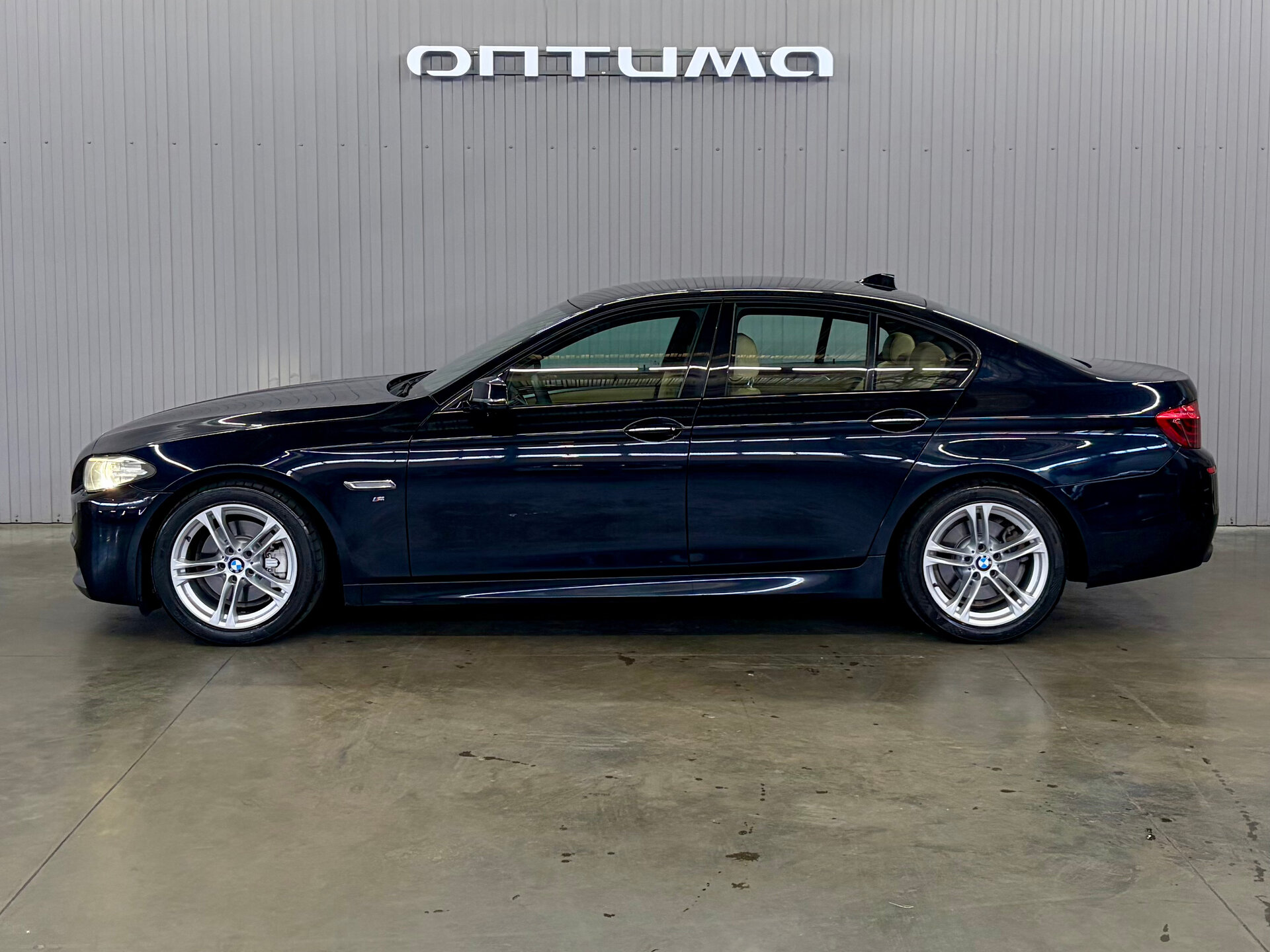 BMW 5 серии 
